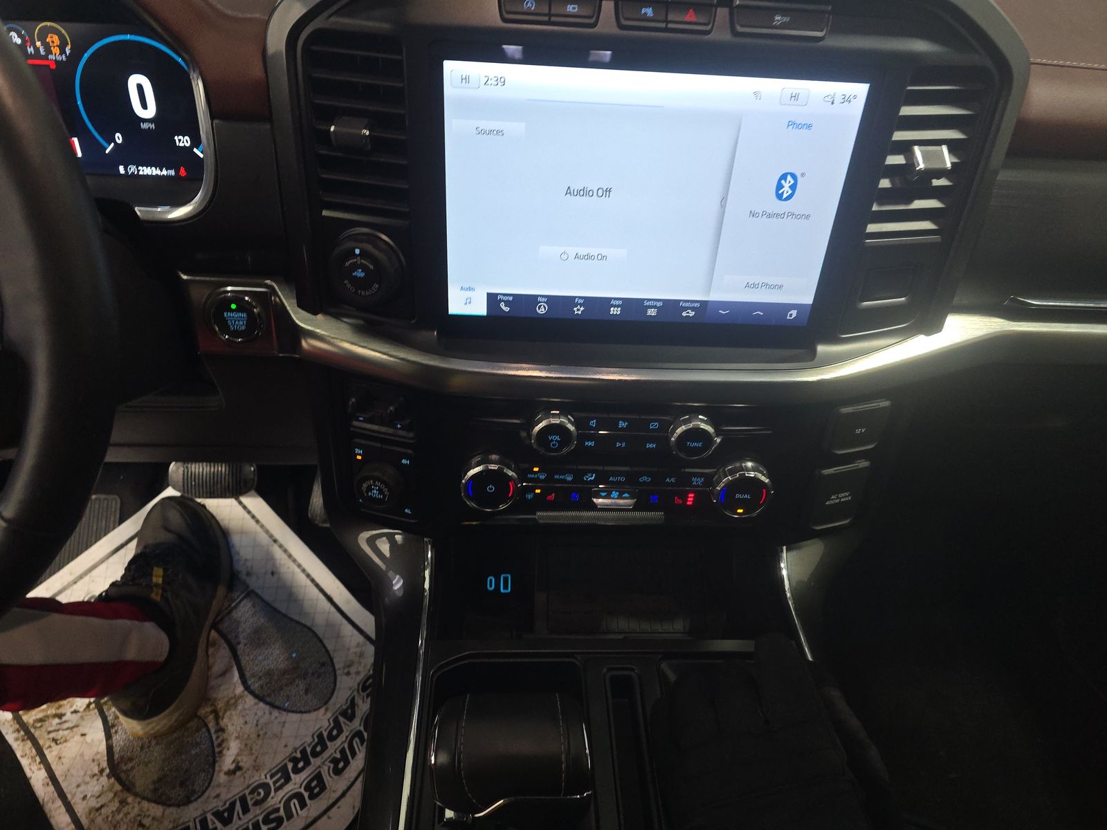 2023 Ford F-150 Lariat AWD