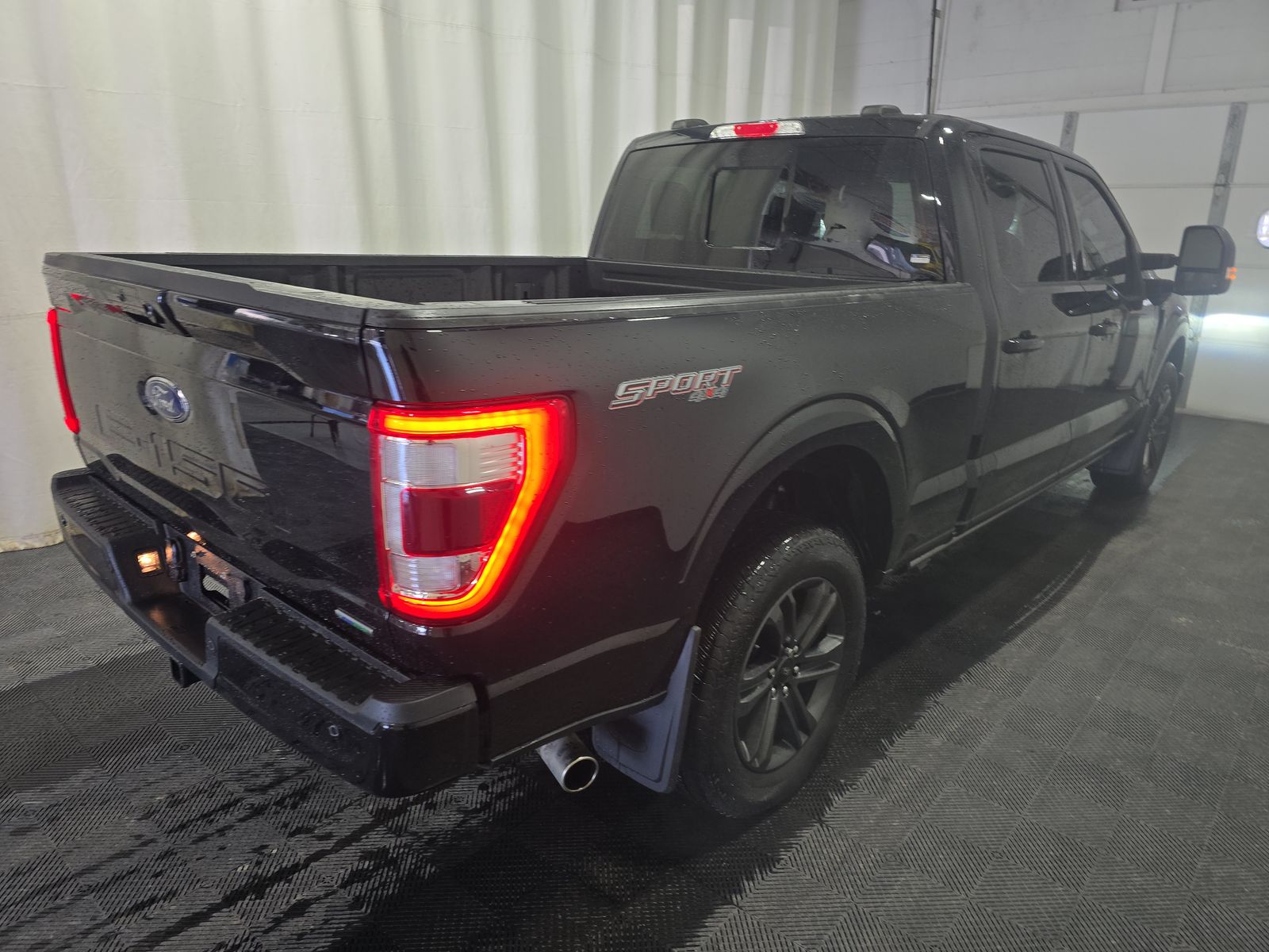 2023 Ford F-150 Lariat AWD