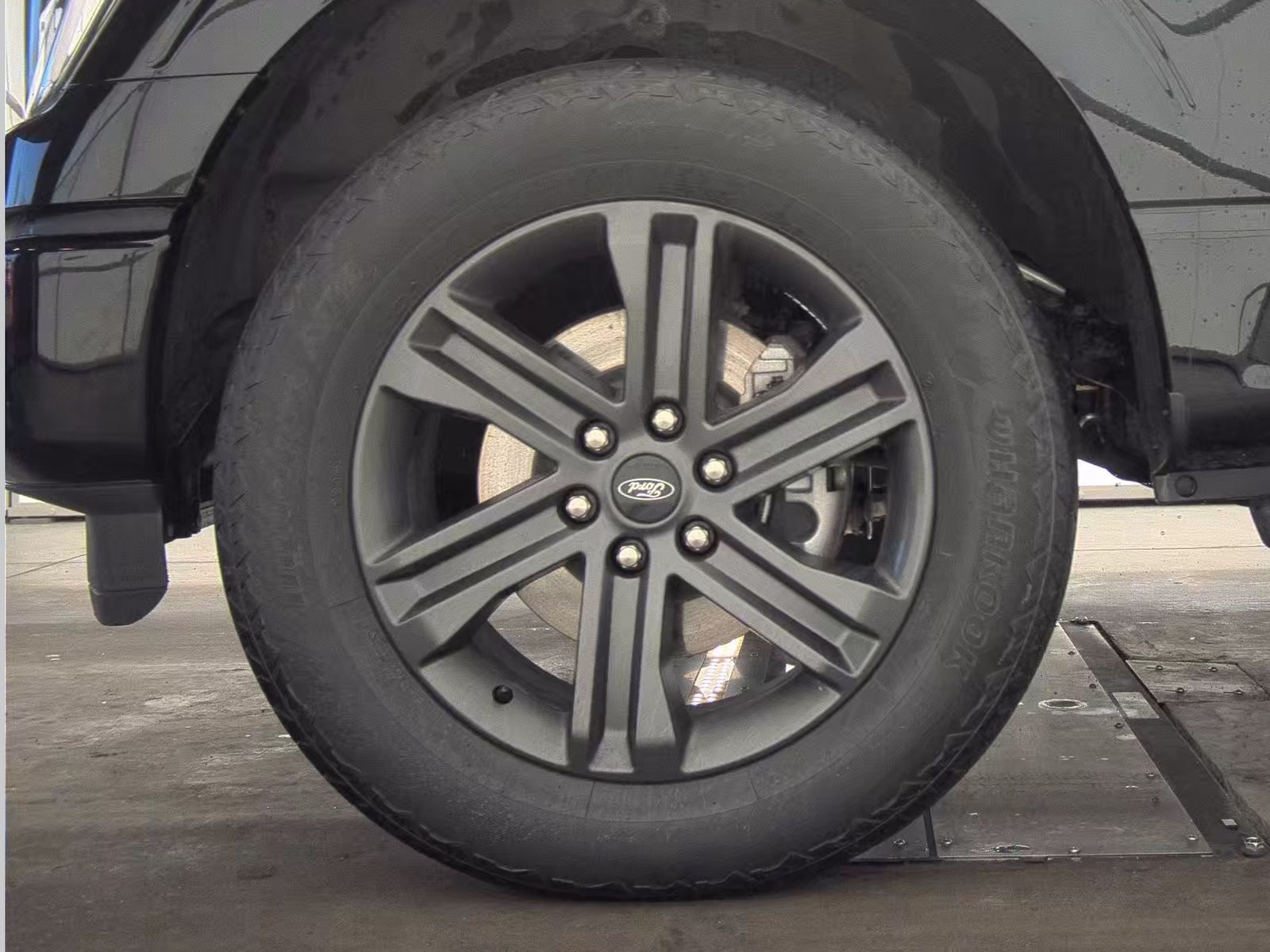 2023 Ford F-150 Hybrid XLT AWD