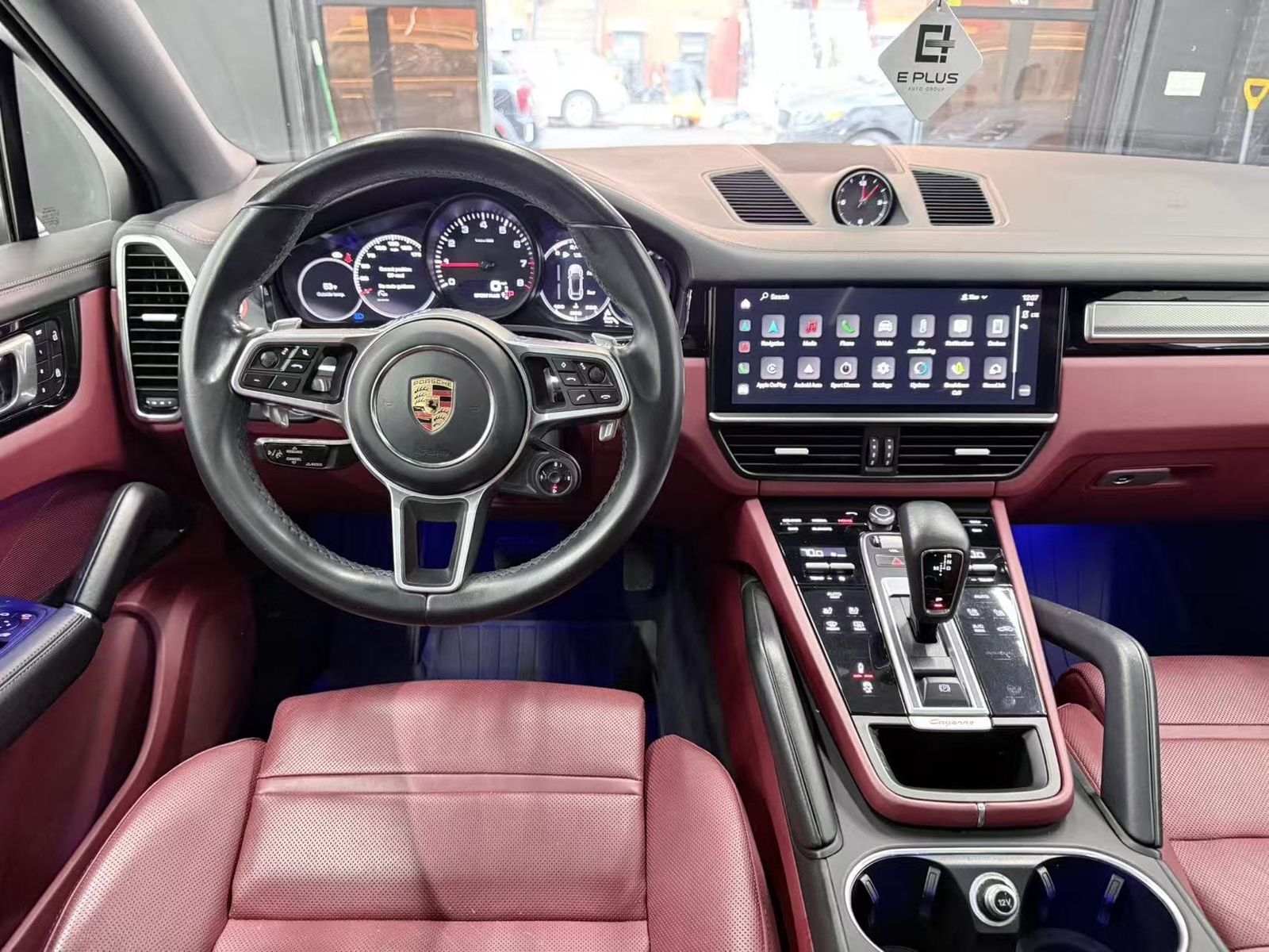 2023 Porsche Cayenne Platinum Edition AWD