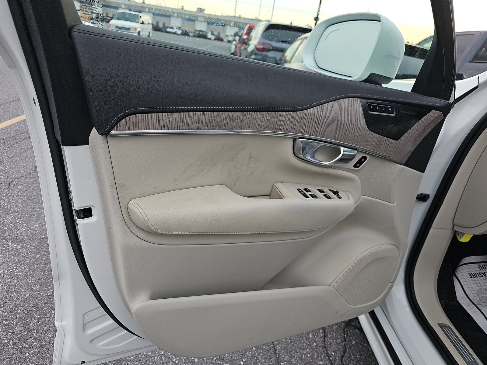 2022 Volvo XC90 T6 Inscription AWD