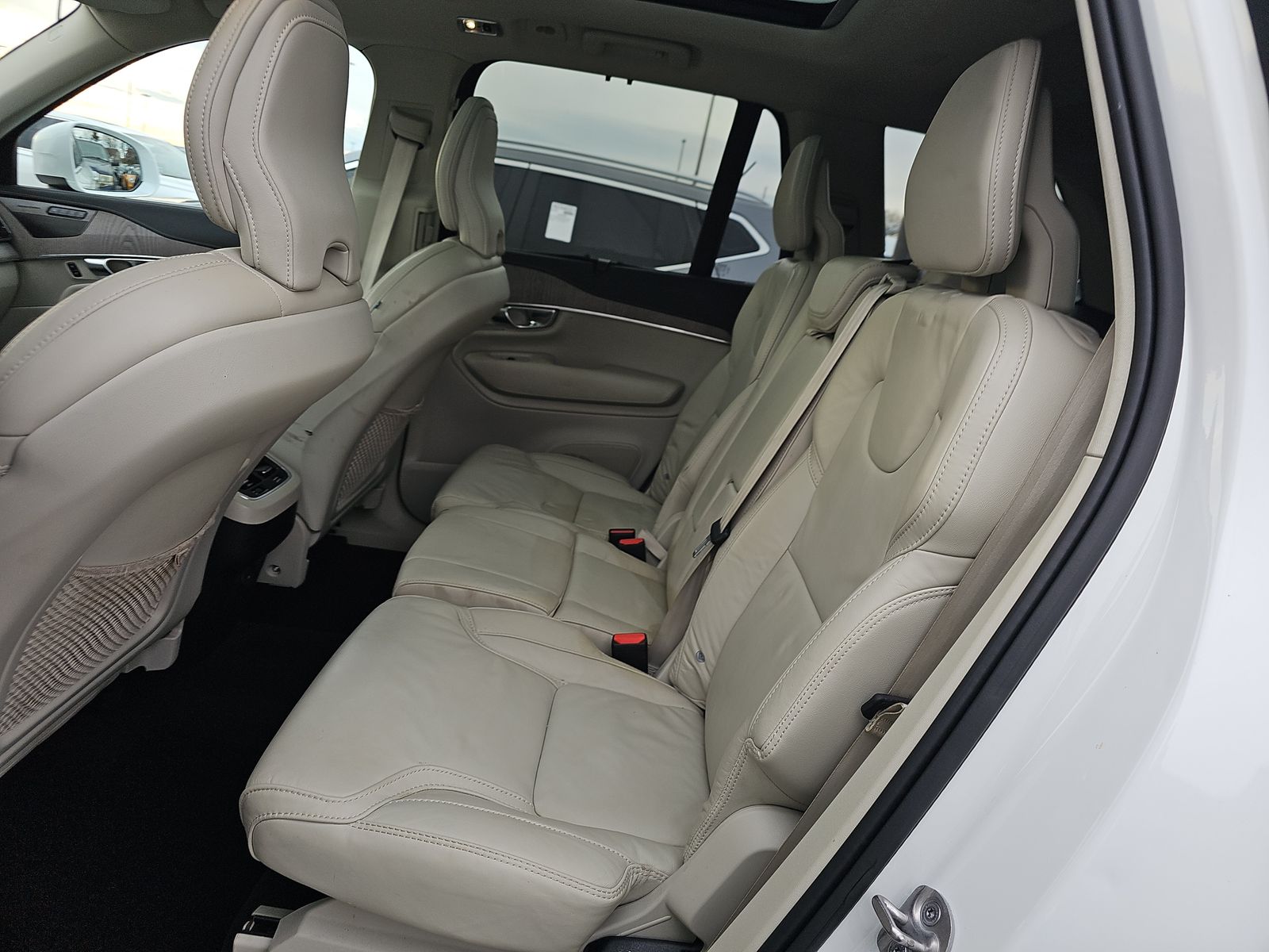 2022 Volvo XC90 T6 Inscription AWD