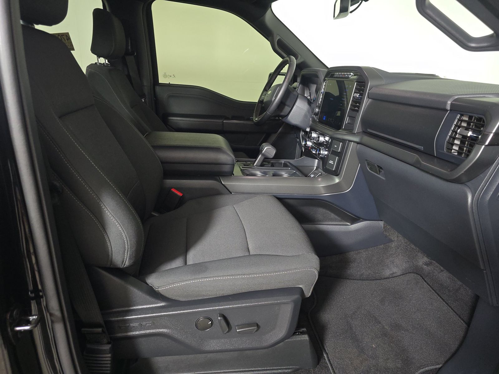 2024 Ford F-150 XLT AWD