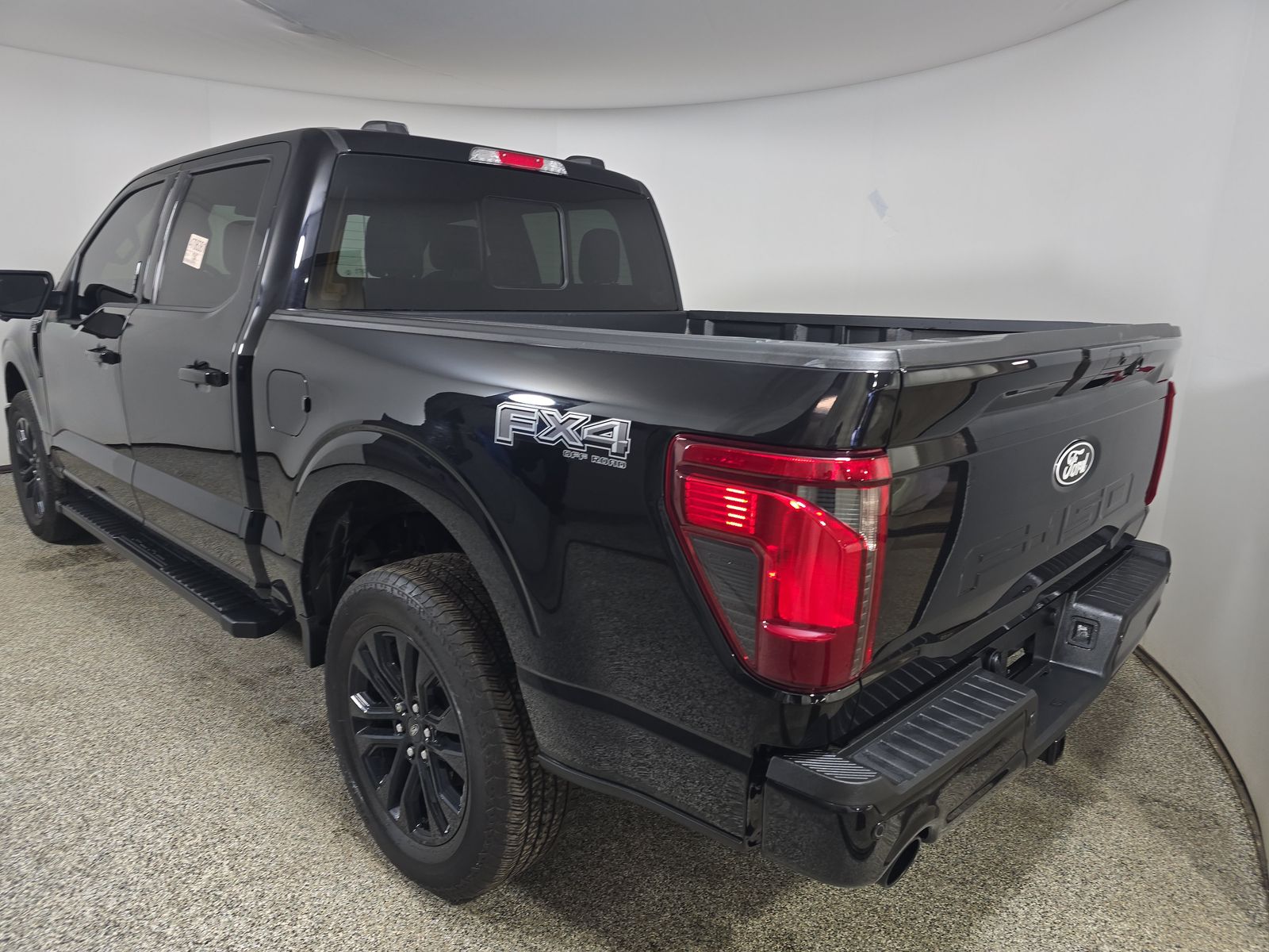 2024 Ford F-150 XLT AWD