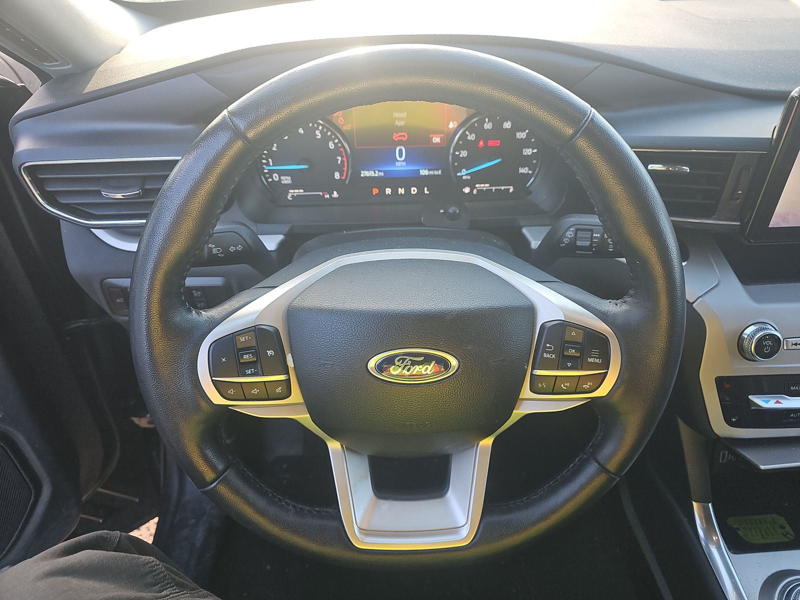 2023 Ford Explorer XLT AWD