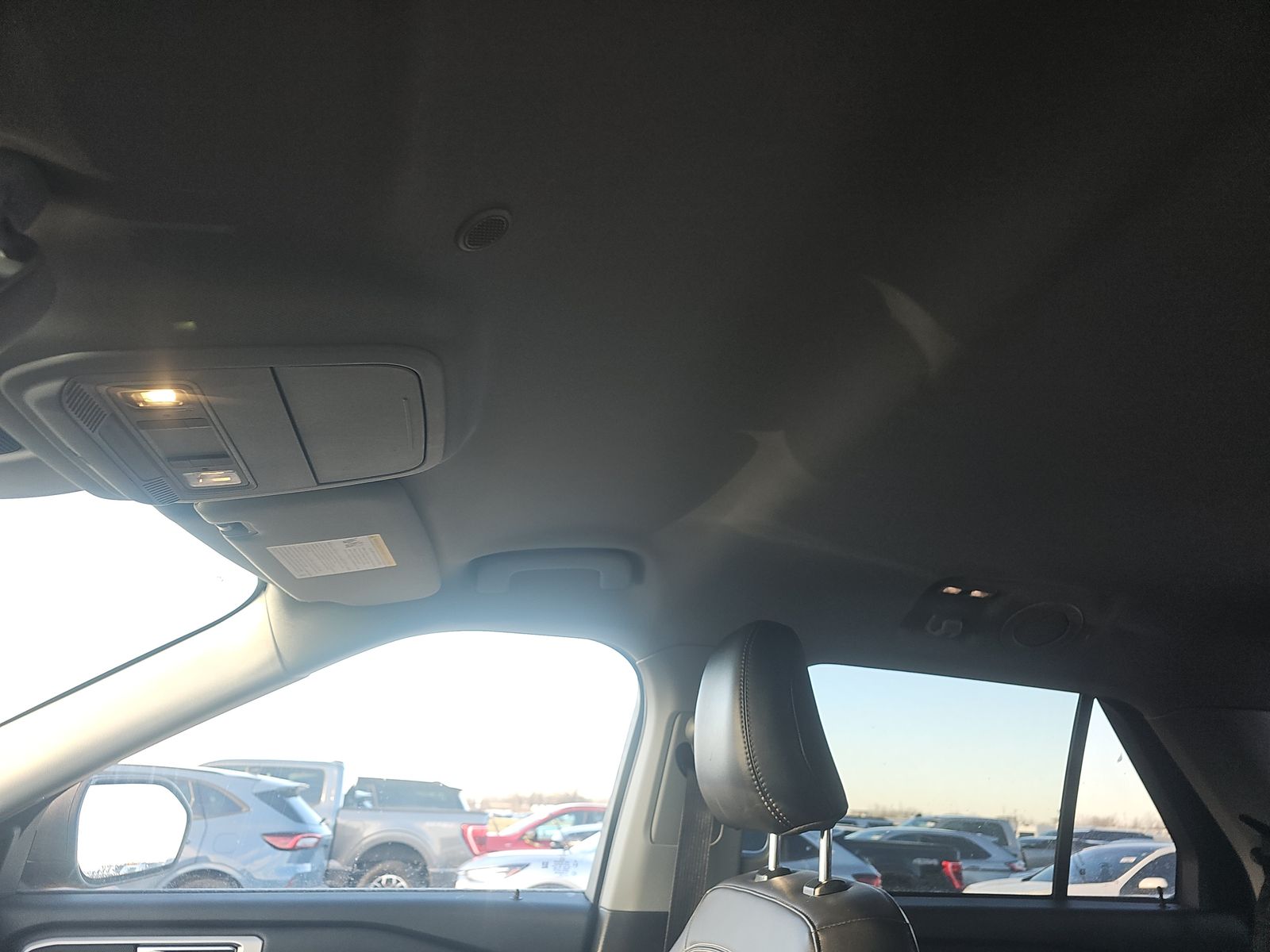 2023 Ford Explorer XLT AWD