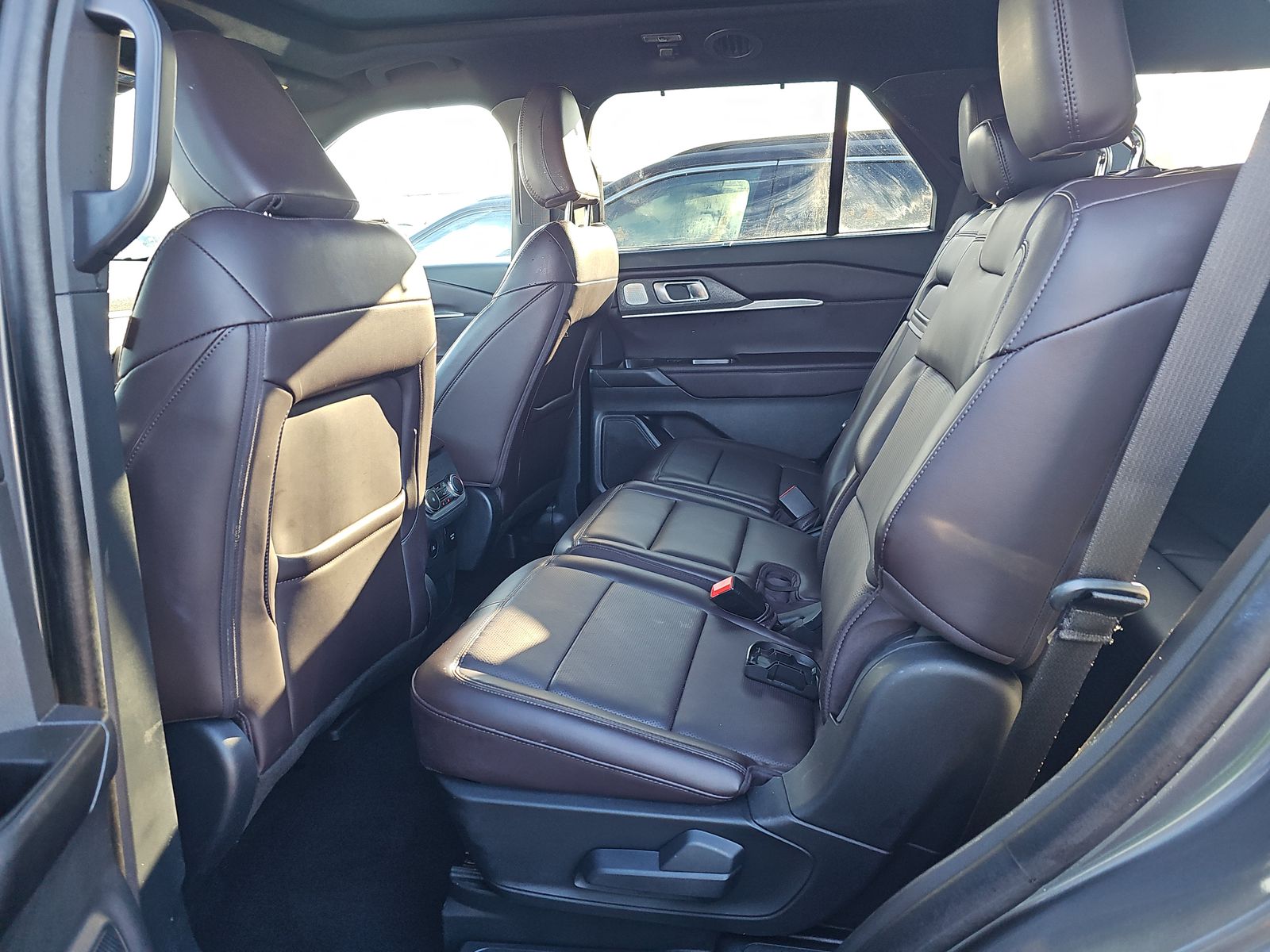 2025 Ford Explorer Platinum AWD