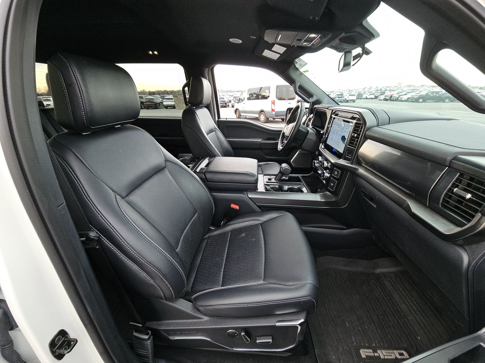 2024 Ford F-150 Hybrid Lariat AWD