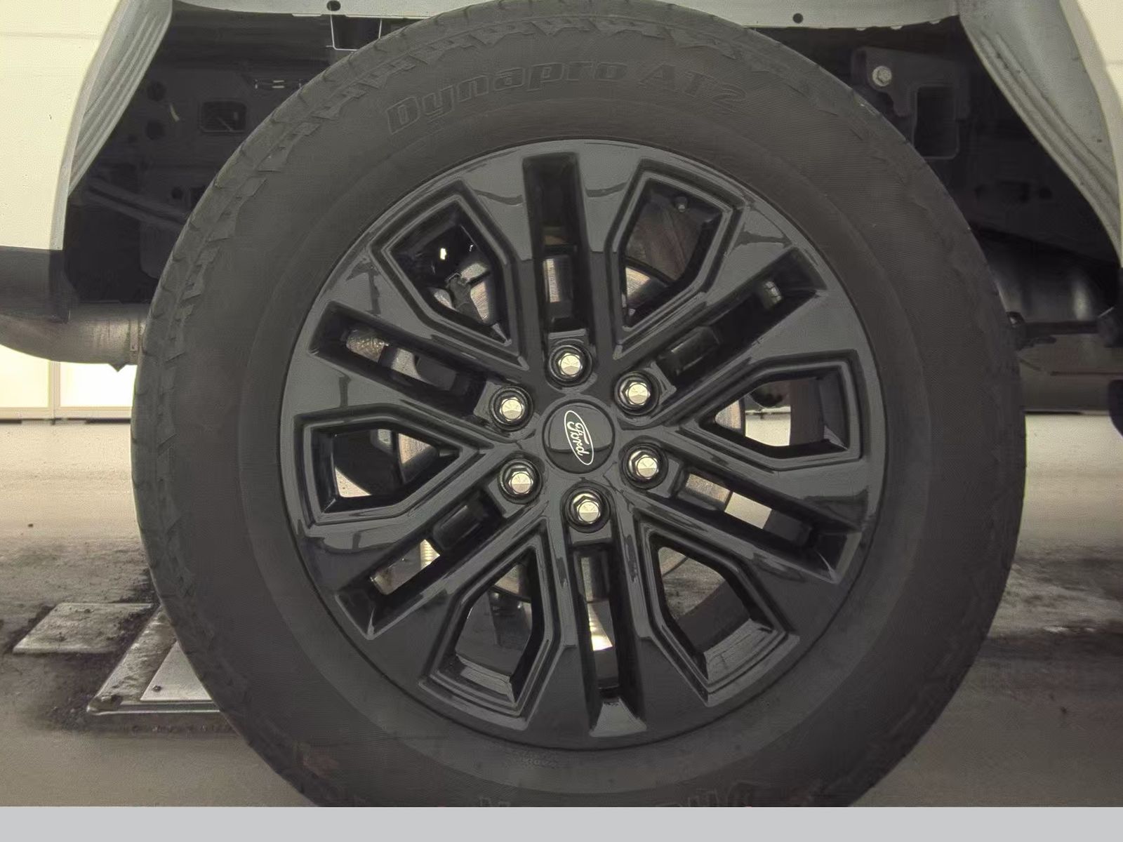 2024 Ford F-150 Hybrid Lariat AWD