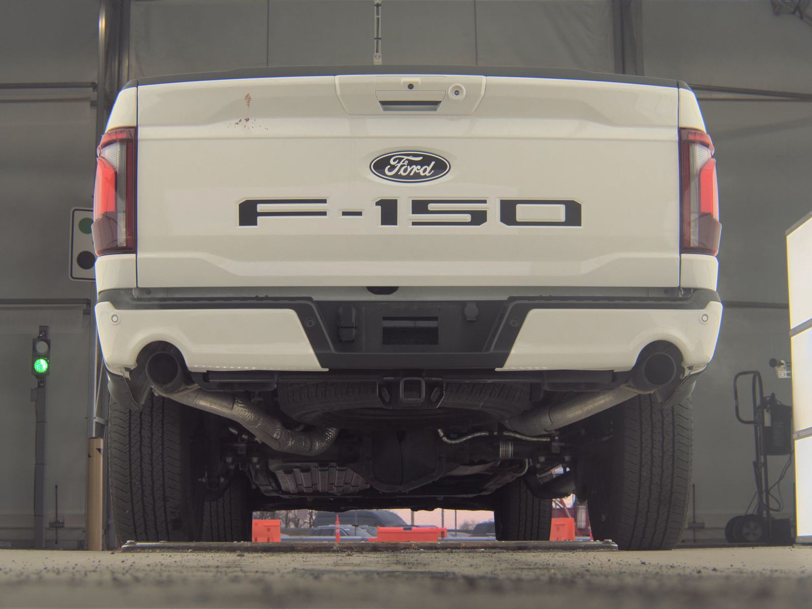 2024 Ford F-150 Hybrid Lariat AWD