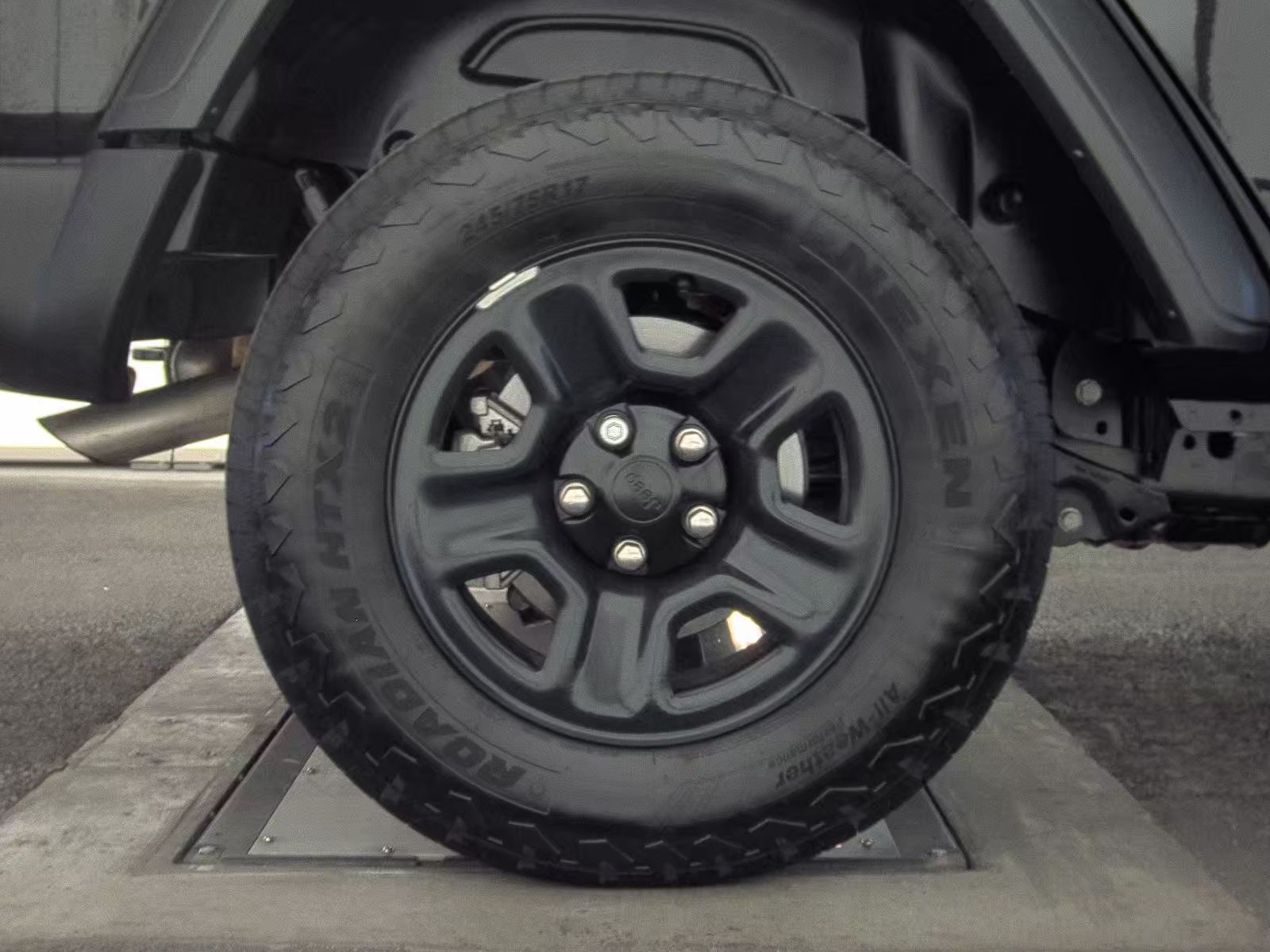 2025 Jeep Wrangler Sport AWD