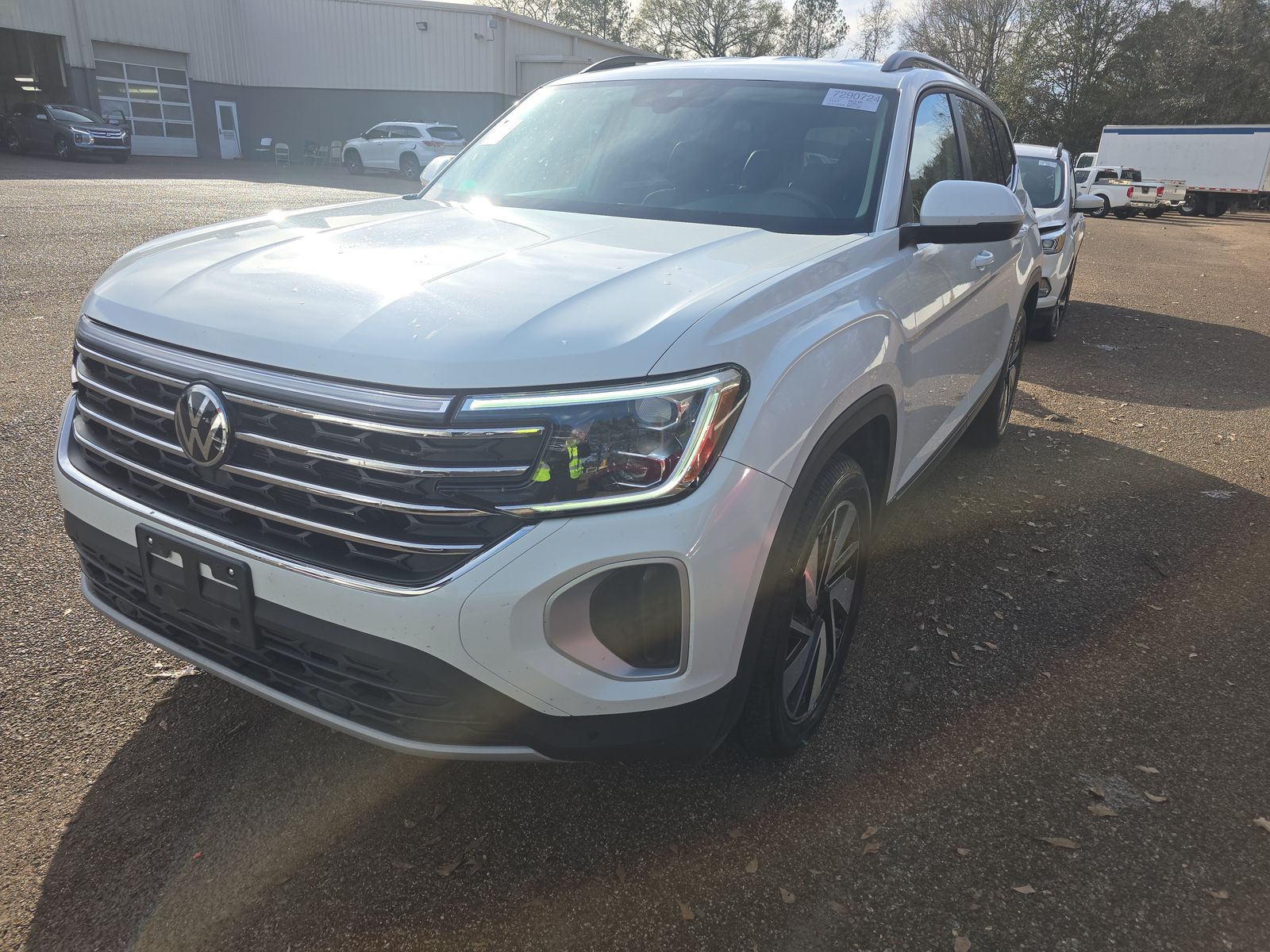 2024 Volkswagen Atlas 2.0T SE AWD