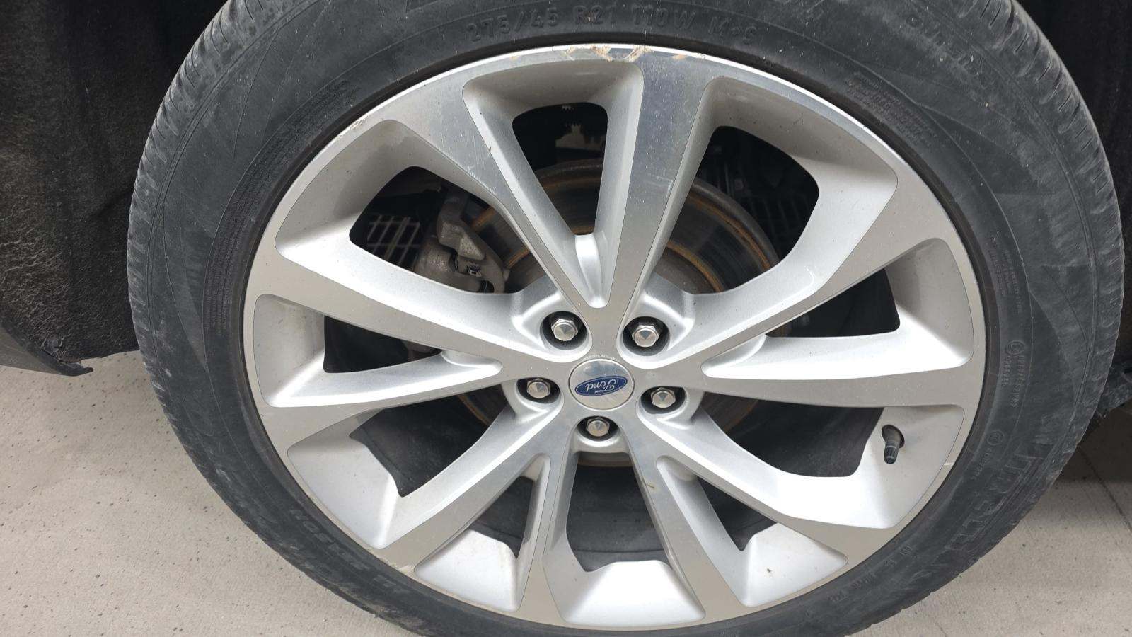 2023 Ford Explorer Platinum AWD