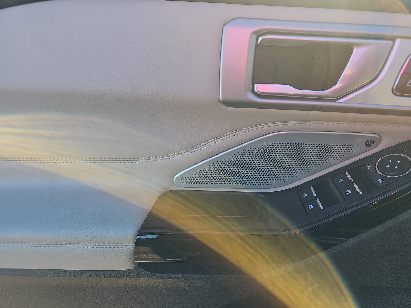 2023 Ford Explorer Platinum AWD