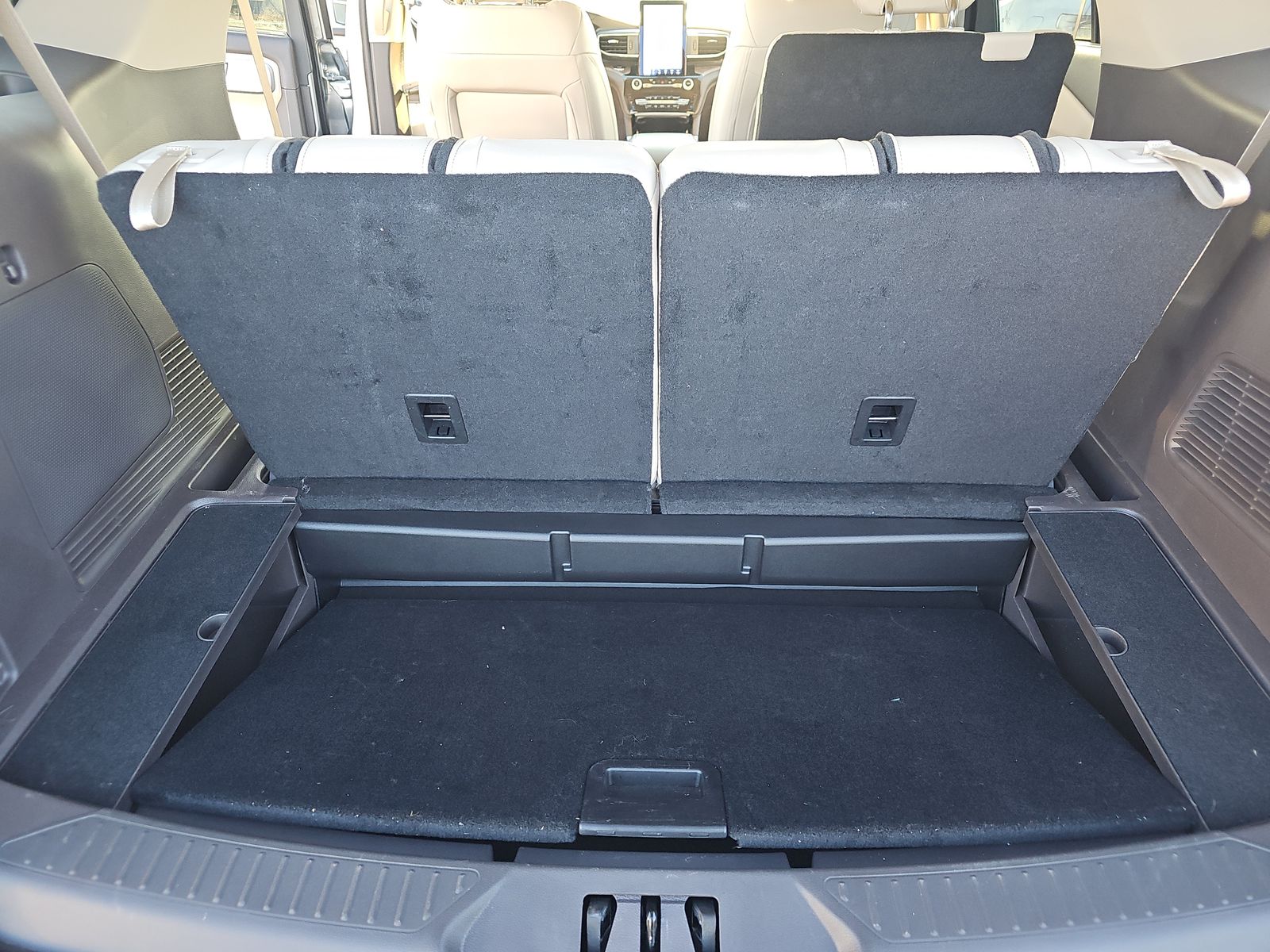 2023 Ford Explorer Platinum AWD