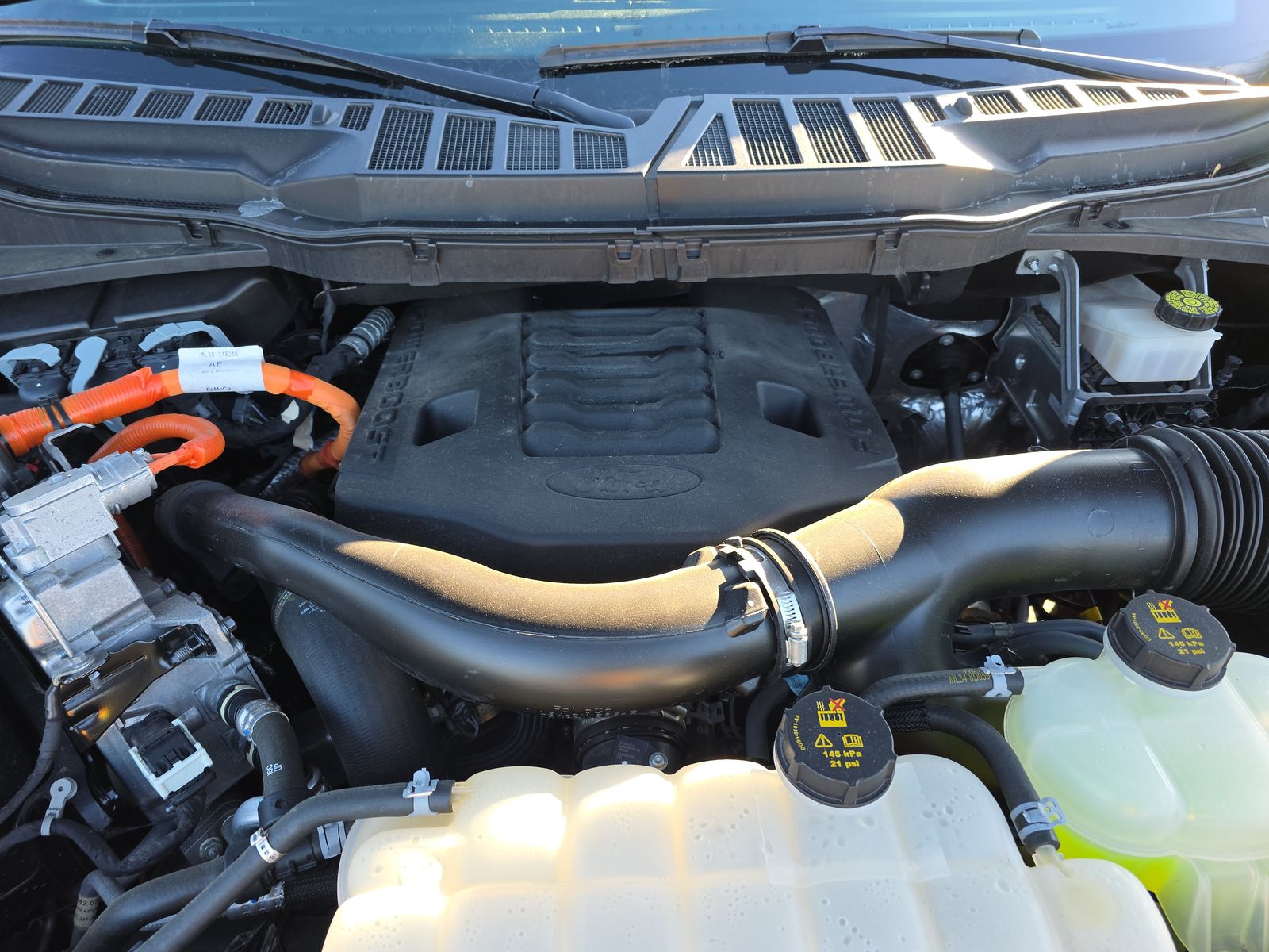 2023 Ford F-150 Hybrid XLT AWD