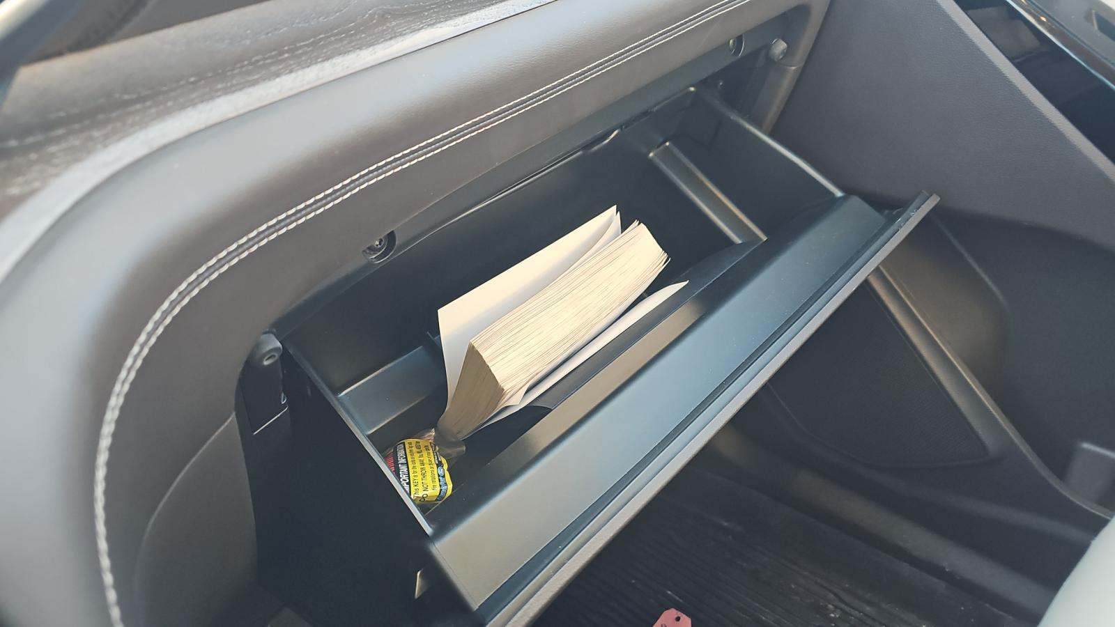 2023 Ford Explorer Platinum AWD