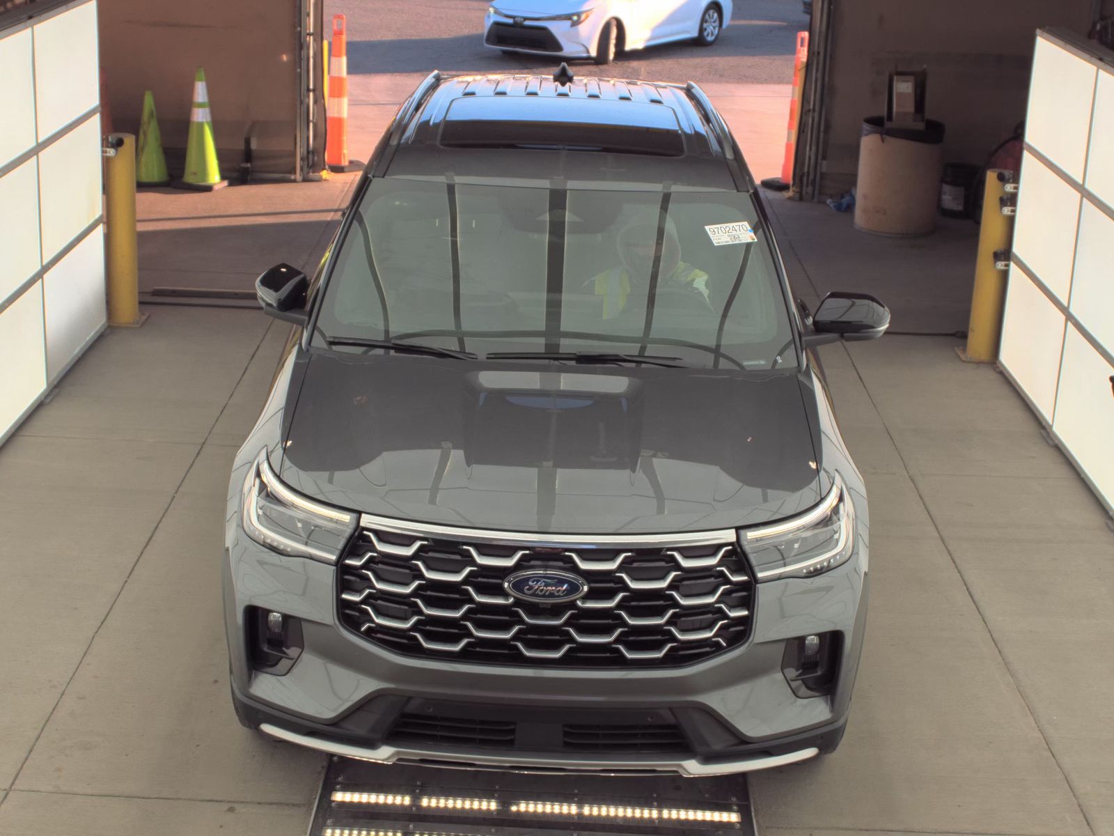 2025 Ford Explorer Platinum AWD