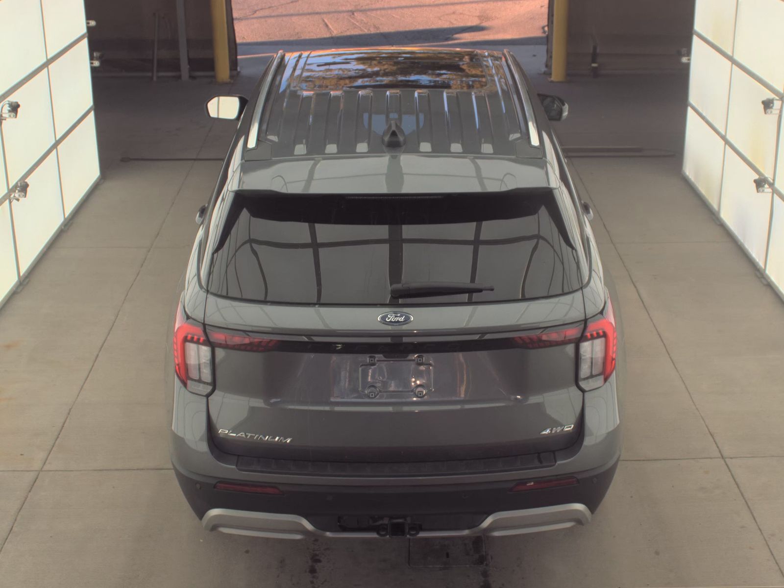 2025 Ford Explorer Platinum AWD