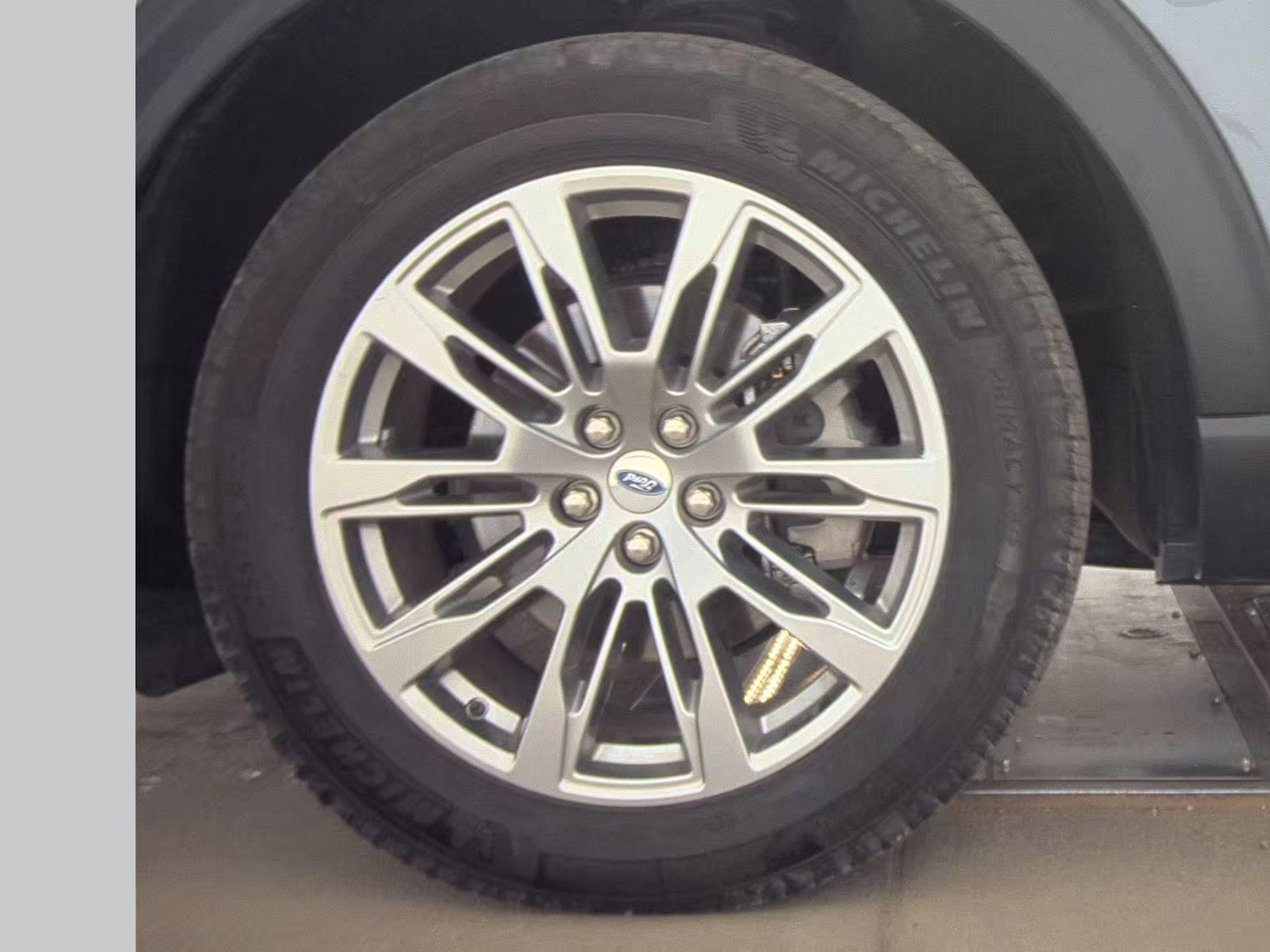 2025 Ford Explorer Platinum AWD