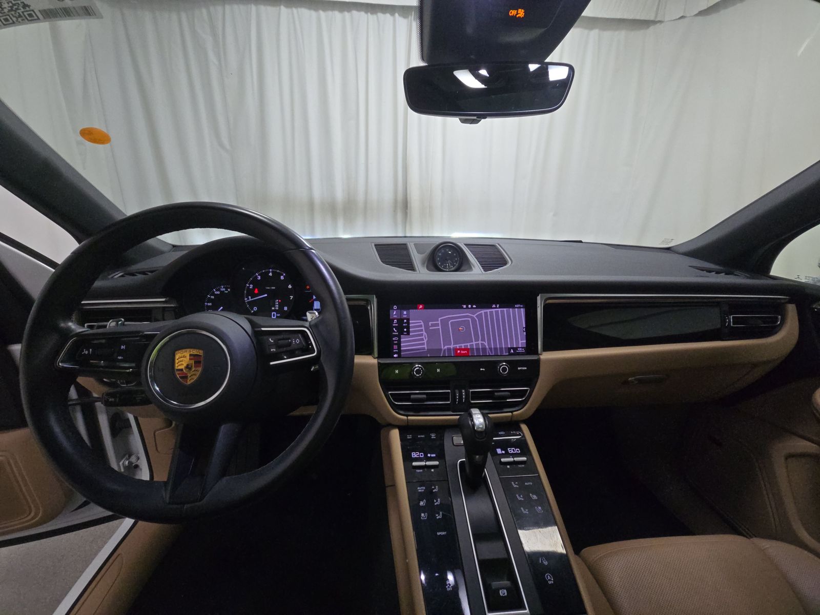 2023 Porsche Macan Base AWD