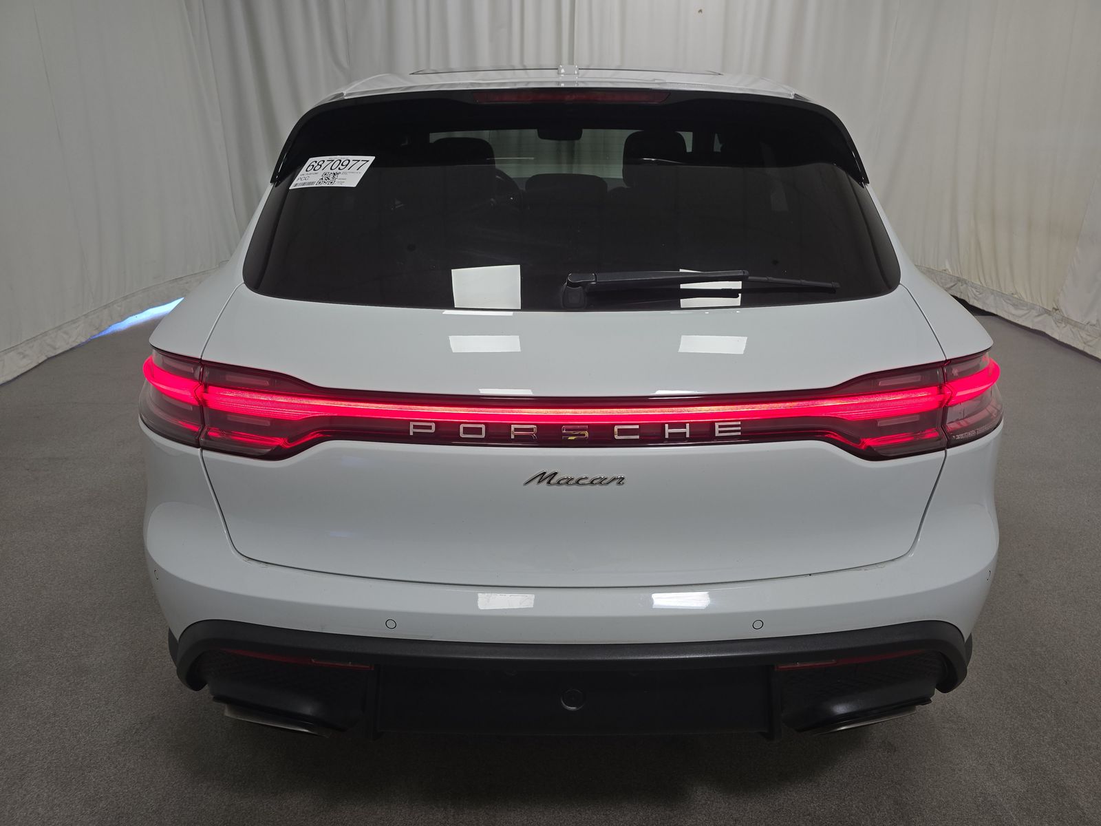 2023 Porsche Macan Base AWD