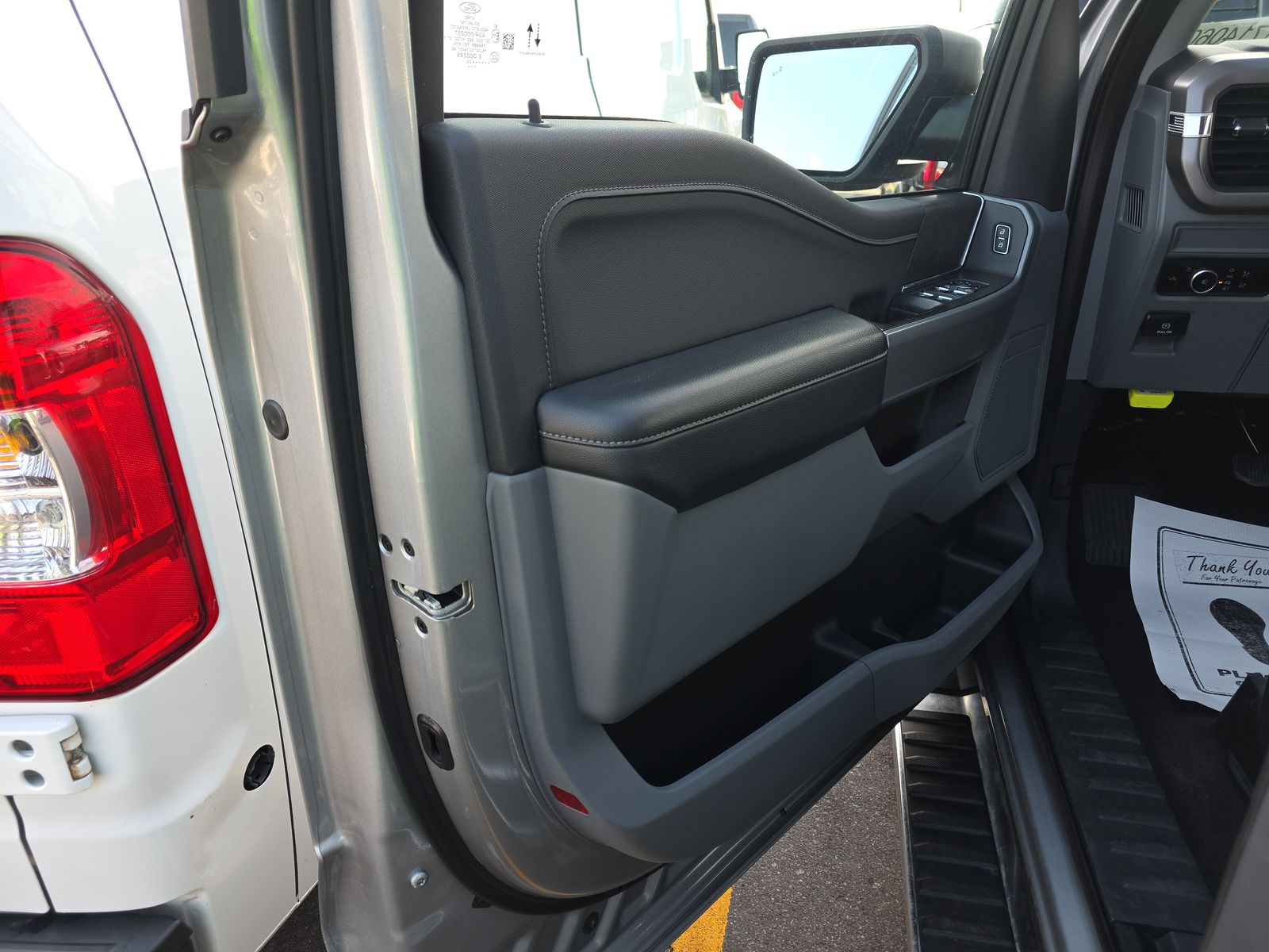 2024 Ford F-150 XLT AWD