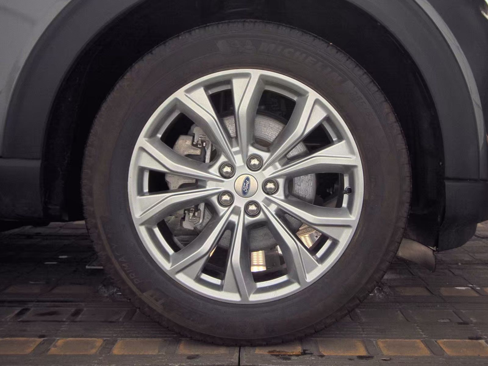 2023 Ford Explorer Limited AWD