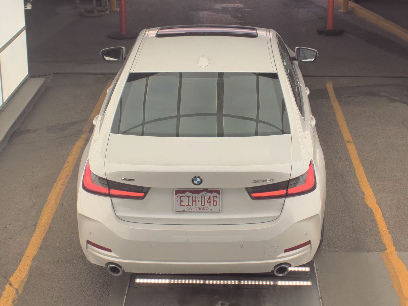 2025 BMW 3 Series 330i xDrive AWD