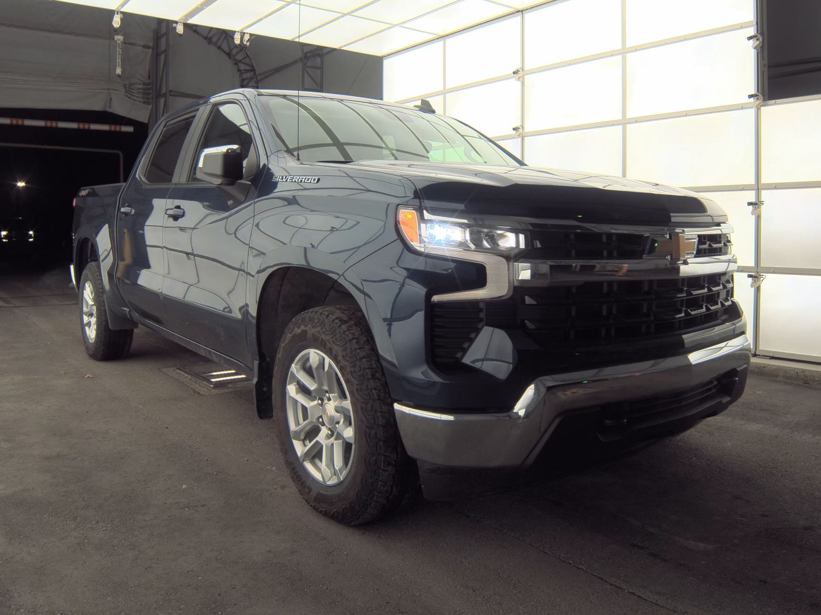 2023 Chevrolet Silverado 1500 LT AWD