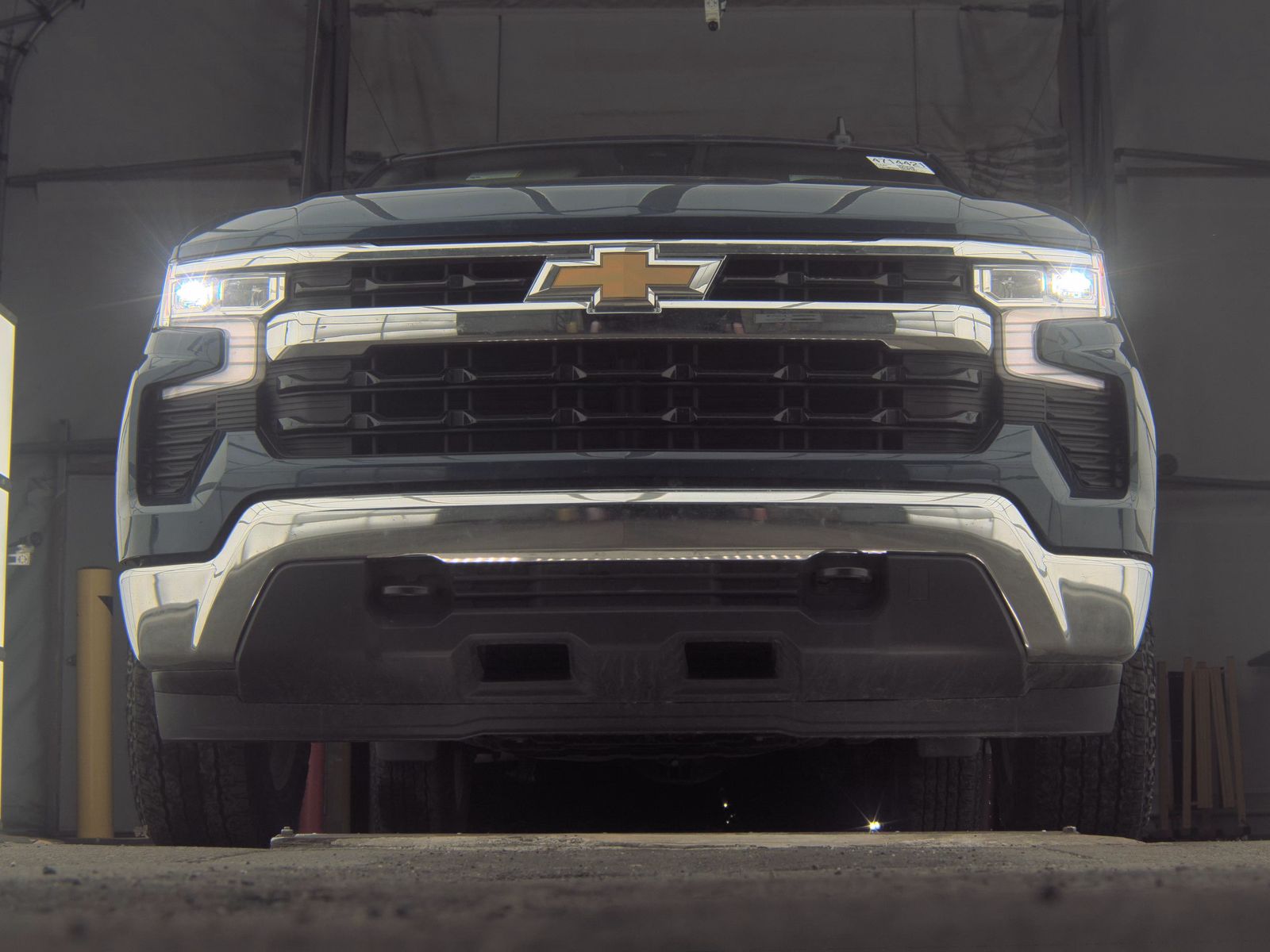 2023 Chevrolet Silverado 1500 LT AWD