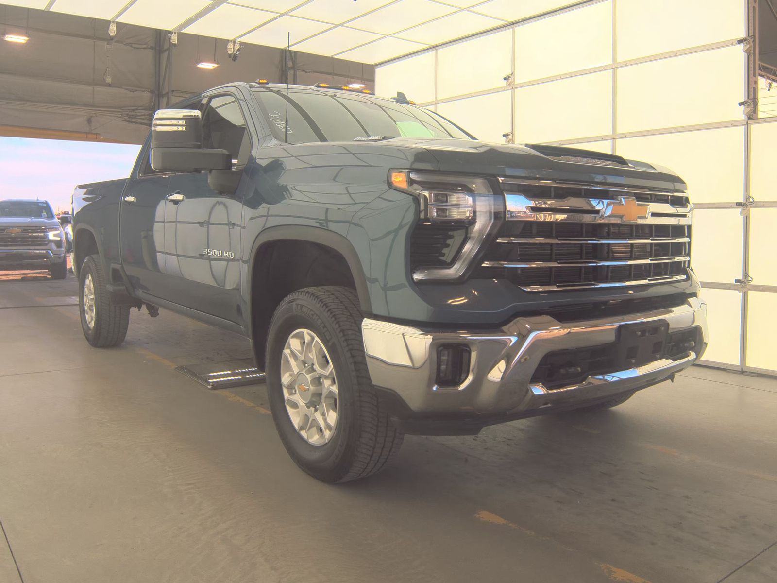 2025 Chevrolet Silverado 3500HD LTZ AWD