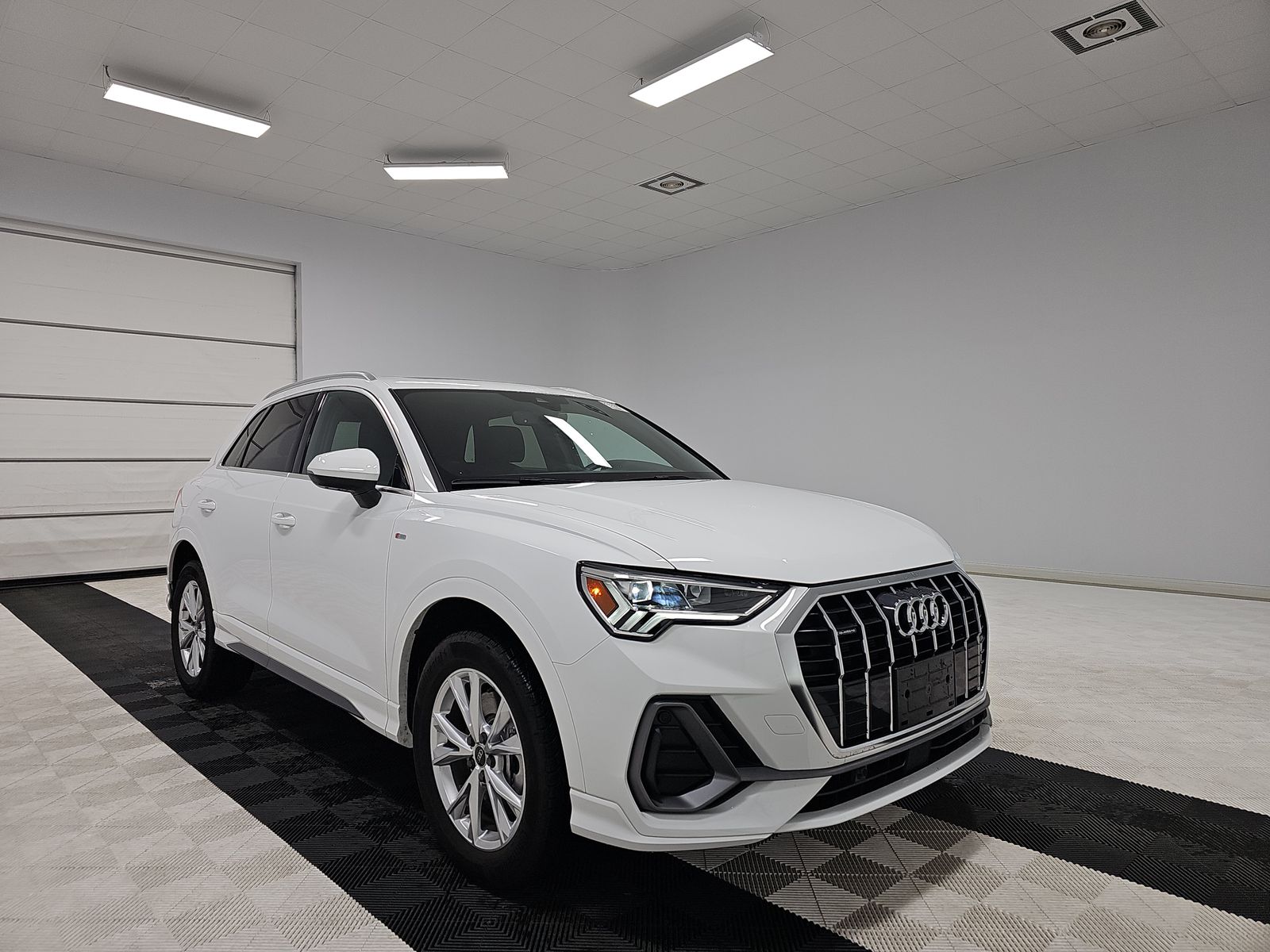 2025 Audi Q3 S line Premium AWD