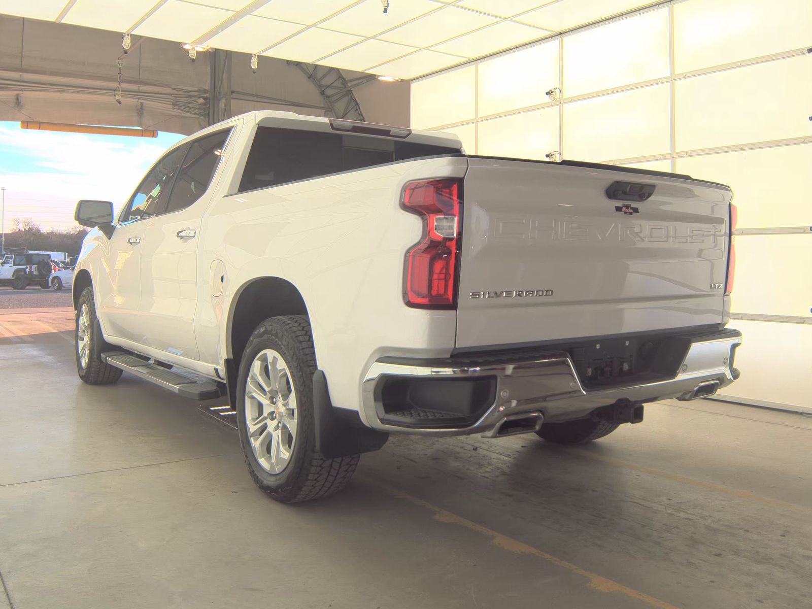 2025 Chevrolet Silverado 1500 LTZ AWD