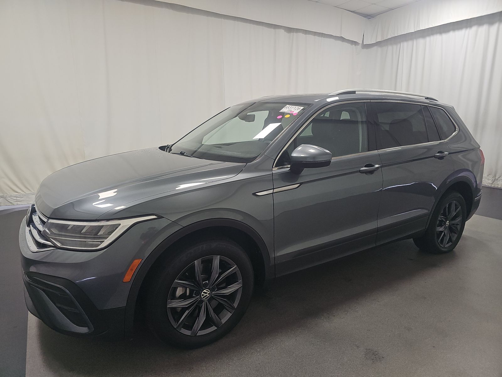 2022 Volkswagen Tiguan 2.0T SE FWD