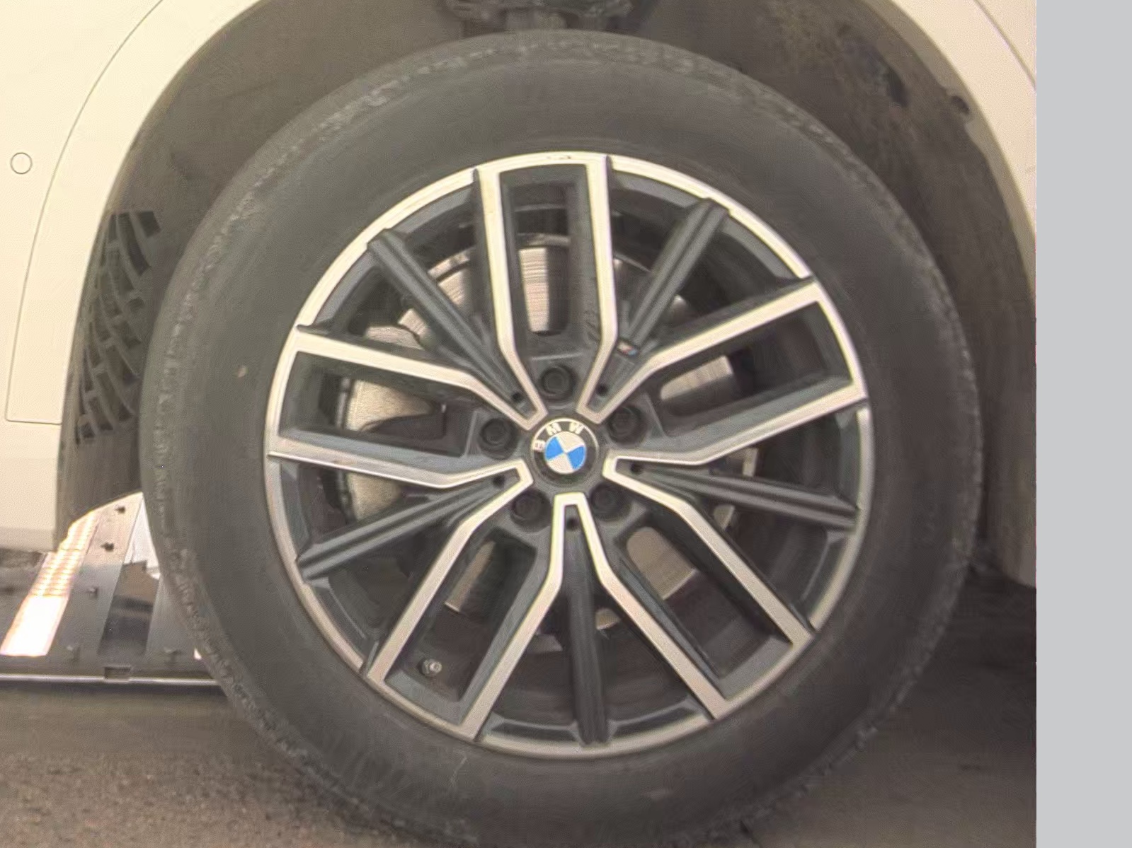 2025 BMW X1 xDrive28i AWD