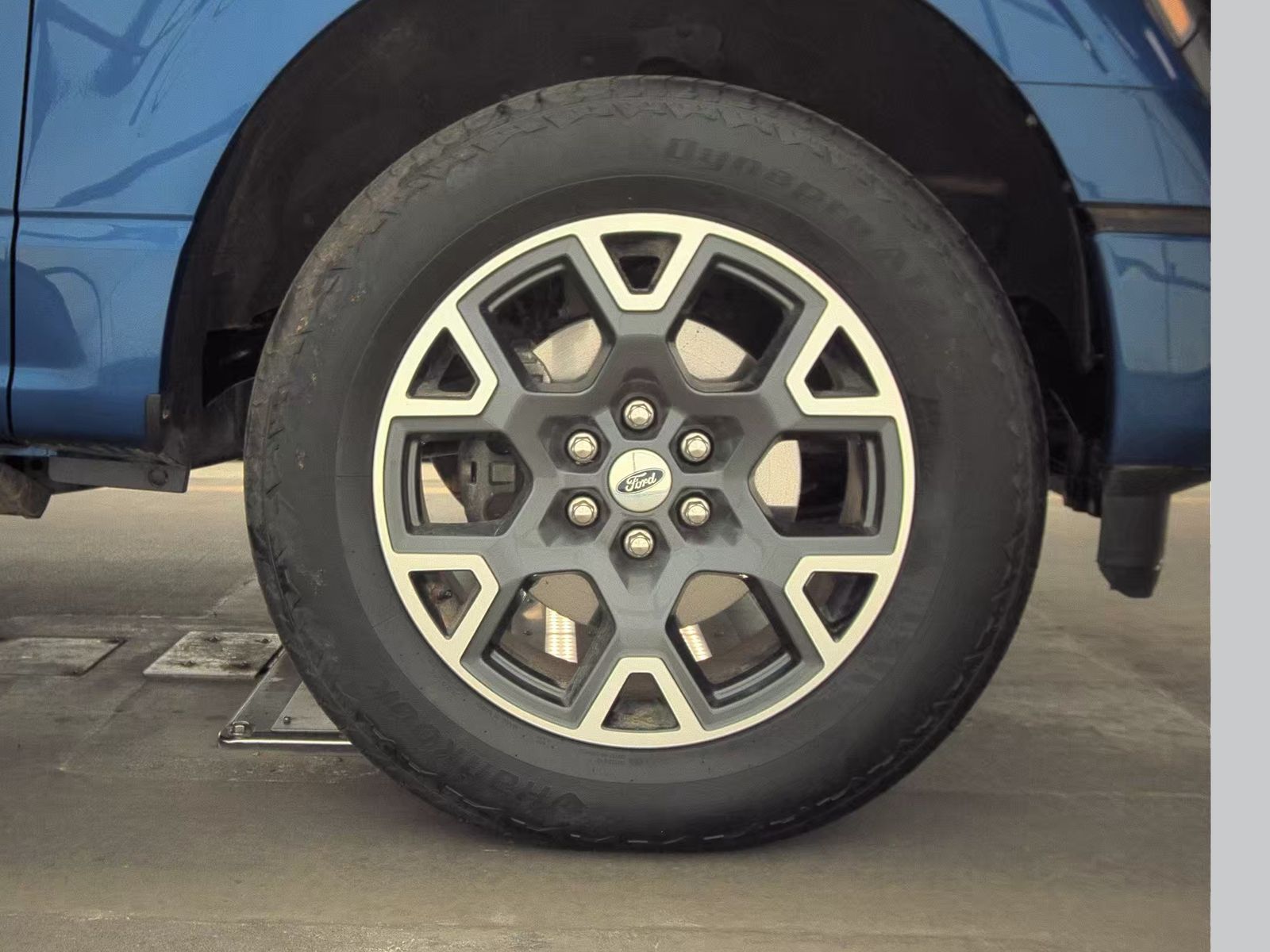 2024 Ford F-150 STX AWD