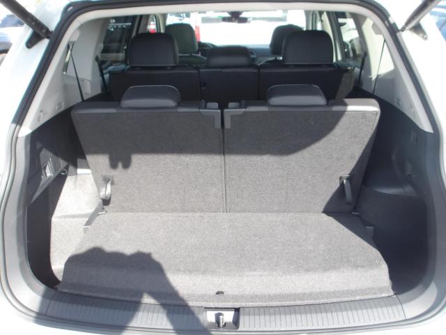 2024 Volkswagen Tiguan 2.0T SE FWD