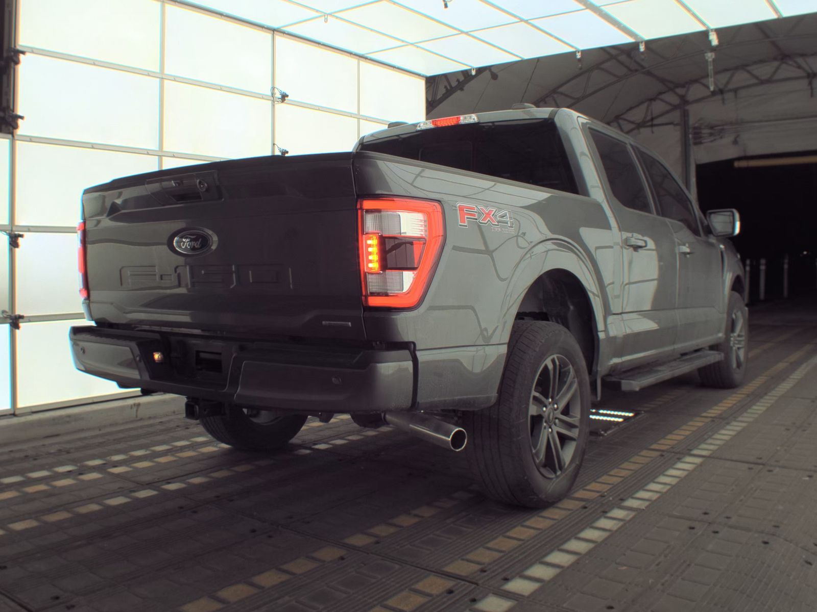 2022 Ford F-150 Lariat AWD