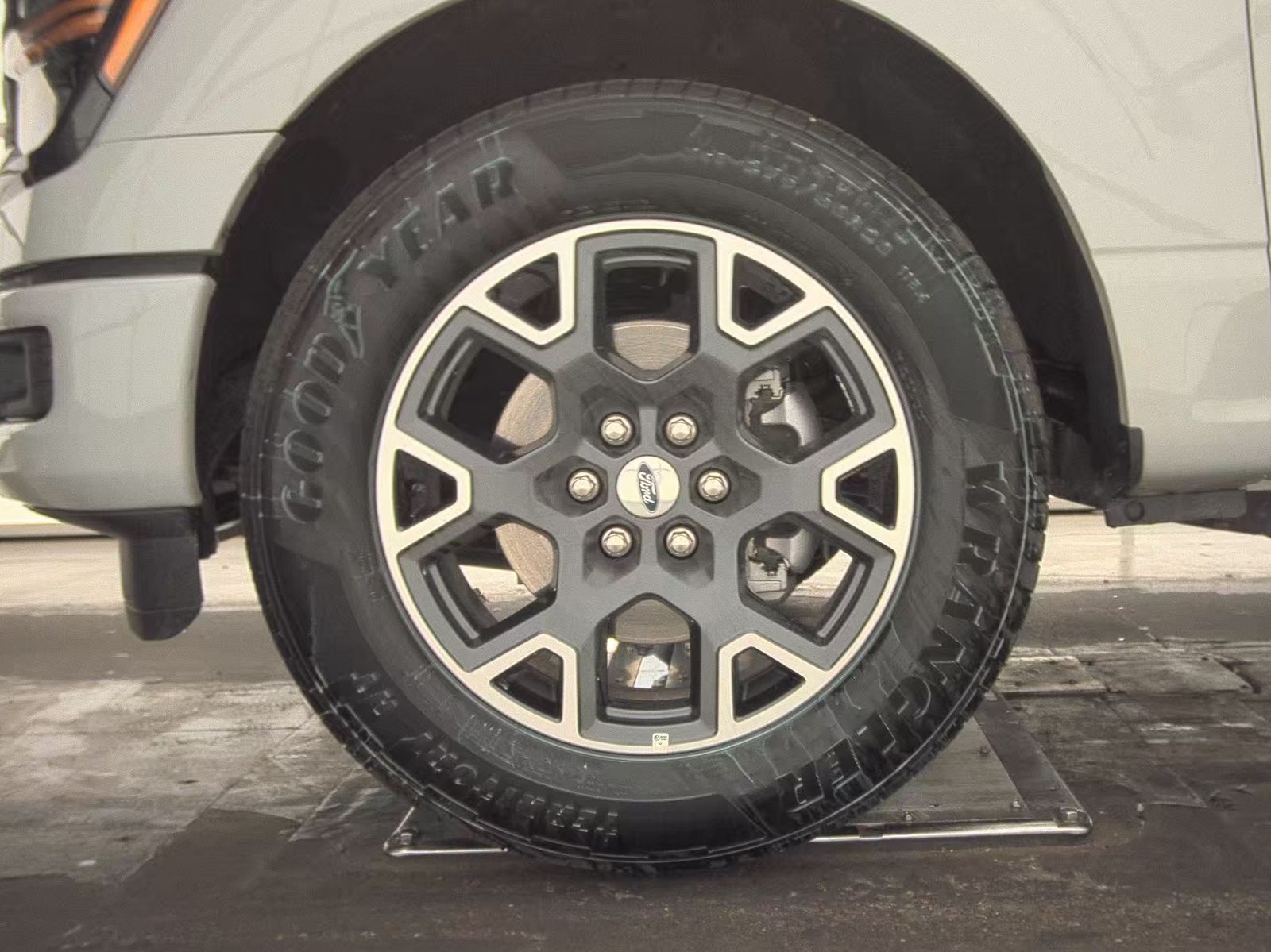 2024 Ford F-150 STX RWD