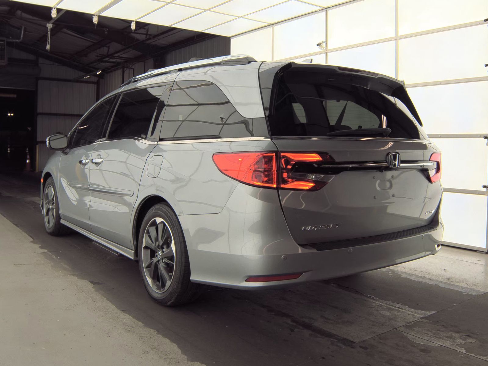 2024 Honda Odyssey Elite FWD