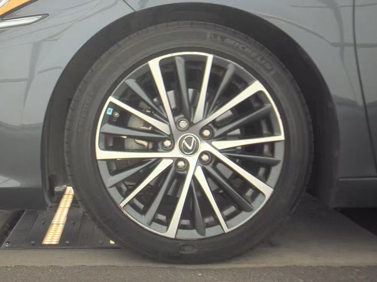 2024 Lexus ES ES 350 FWD