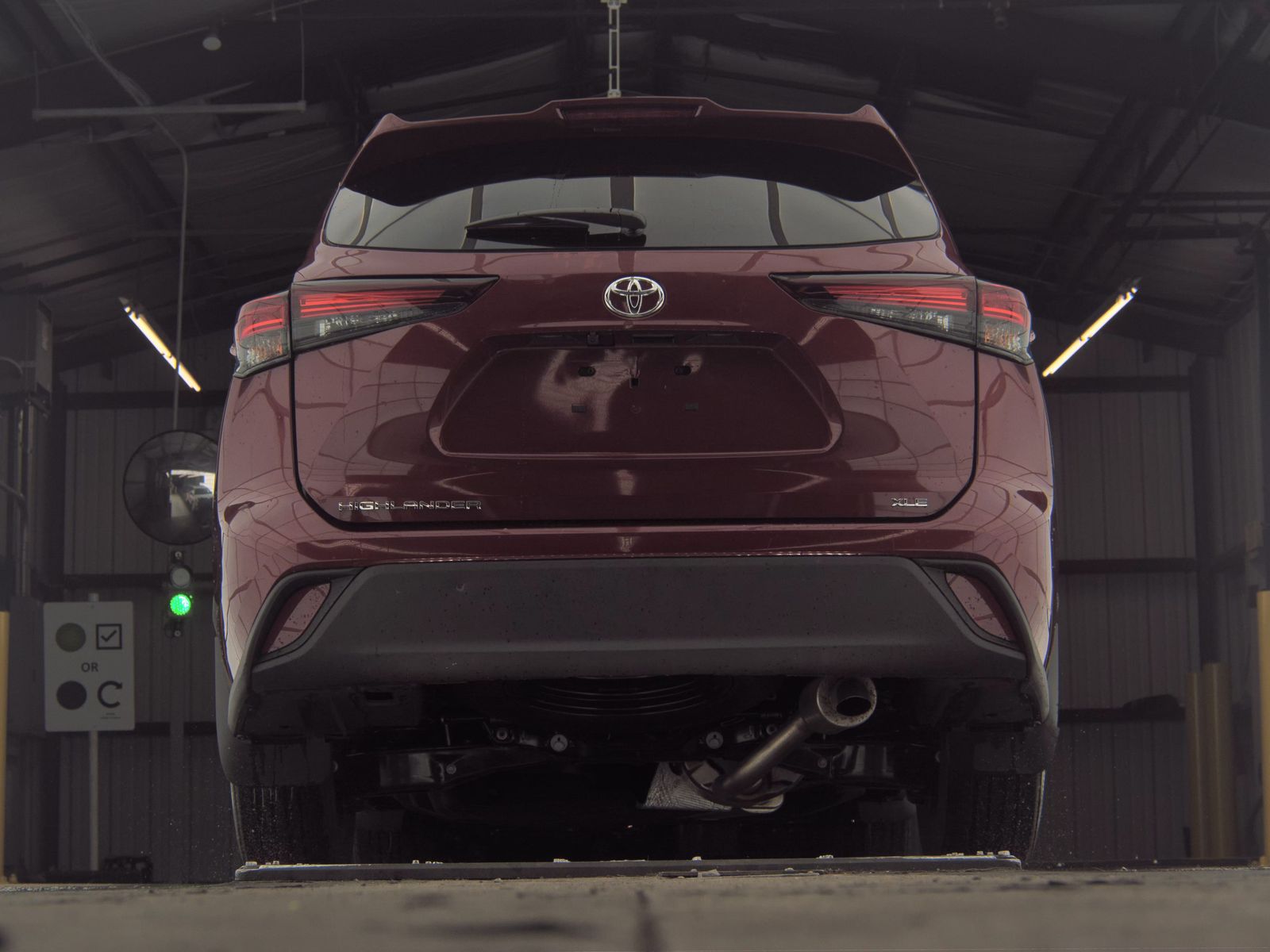 2025 Toyota Highlander XLE FWD