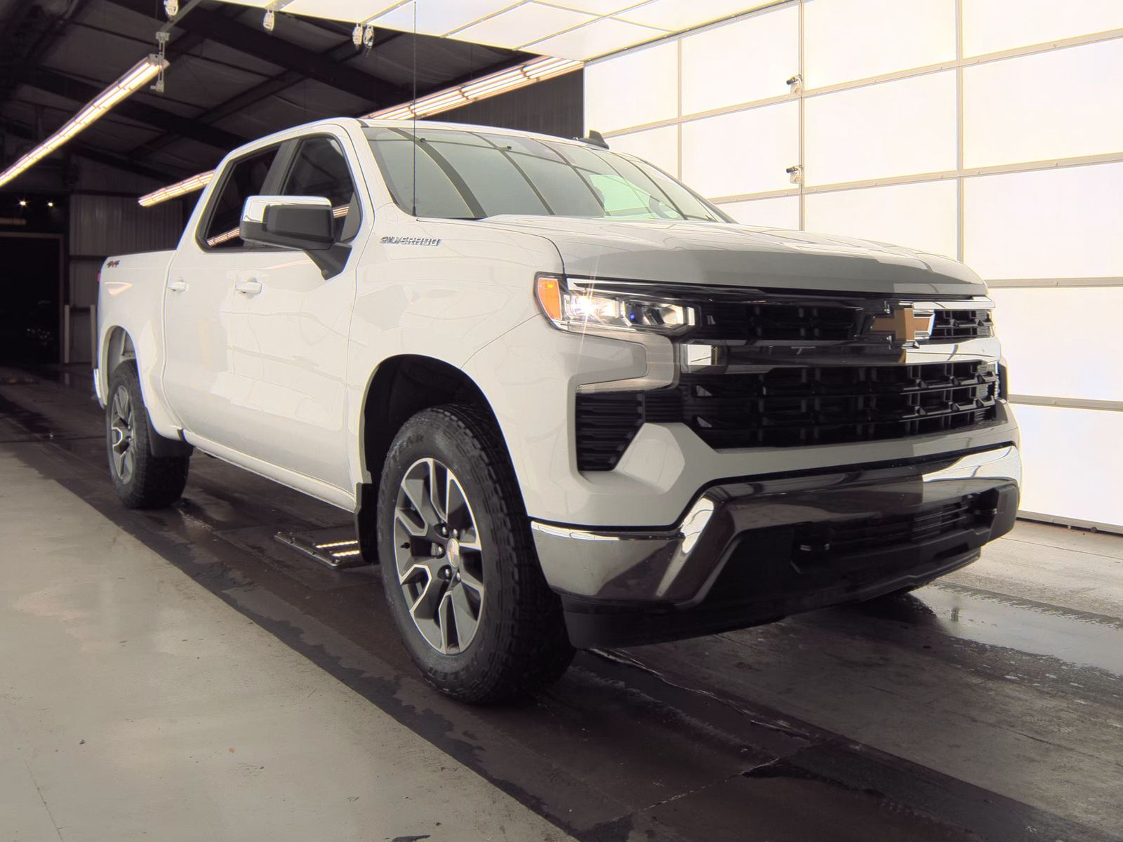 2022 Chevrolet Silverado 1500 LT AWD