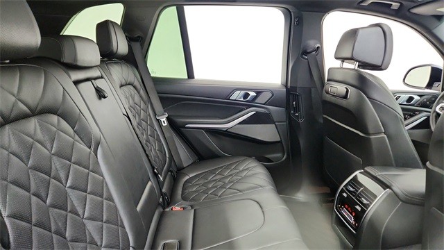 2025 BMW X5 xDrive40i AWD