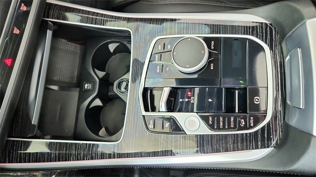 2025 BMW X5 xDrive40i AWD