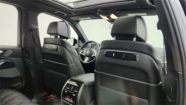 2025 BMW X5 xDrive40i AWD