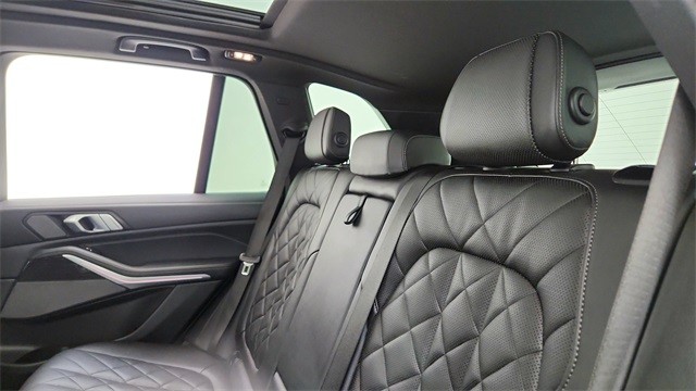 2025 BMW X5 xDrive40i AWD