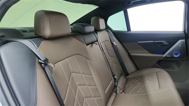 2024 BMW 5 Series 530i xDrive AWD