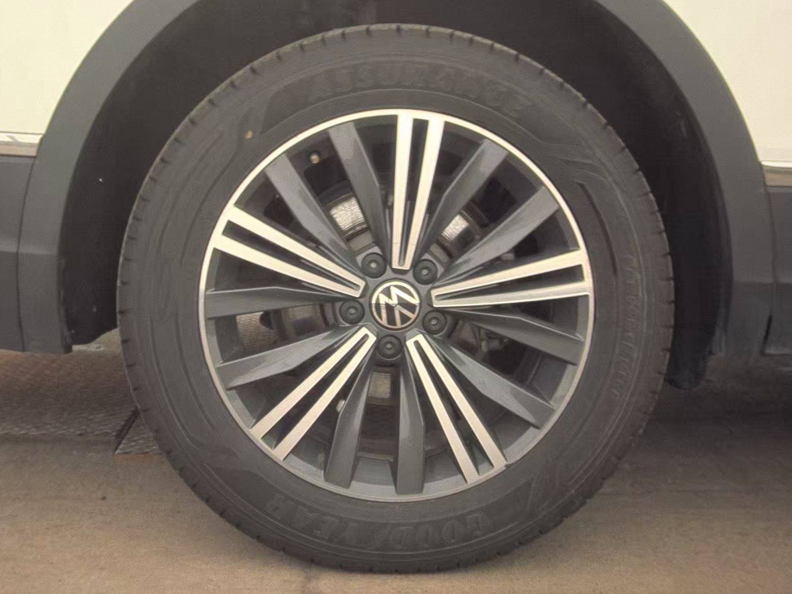 2024 Volkswagen Tiguan 2.0T Wolfsburg Edition FWD